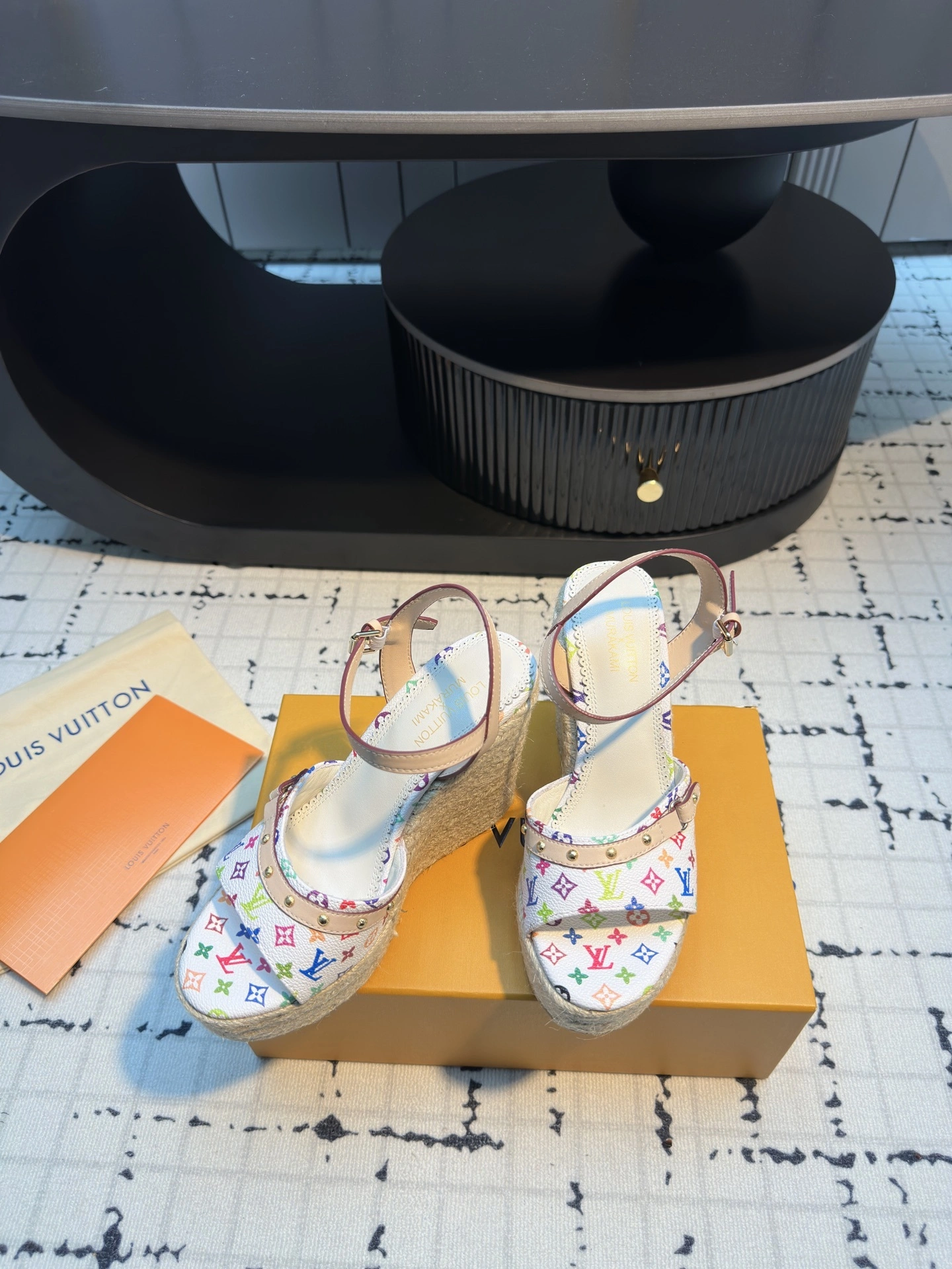COCO-- 8V 1AGYWW Heel height：9CM Waterproof：3CM 12CM cowhide item:E-X158C1839