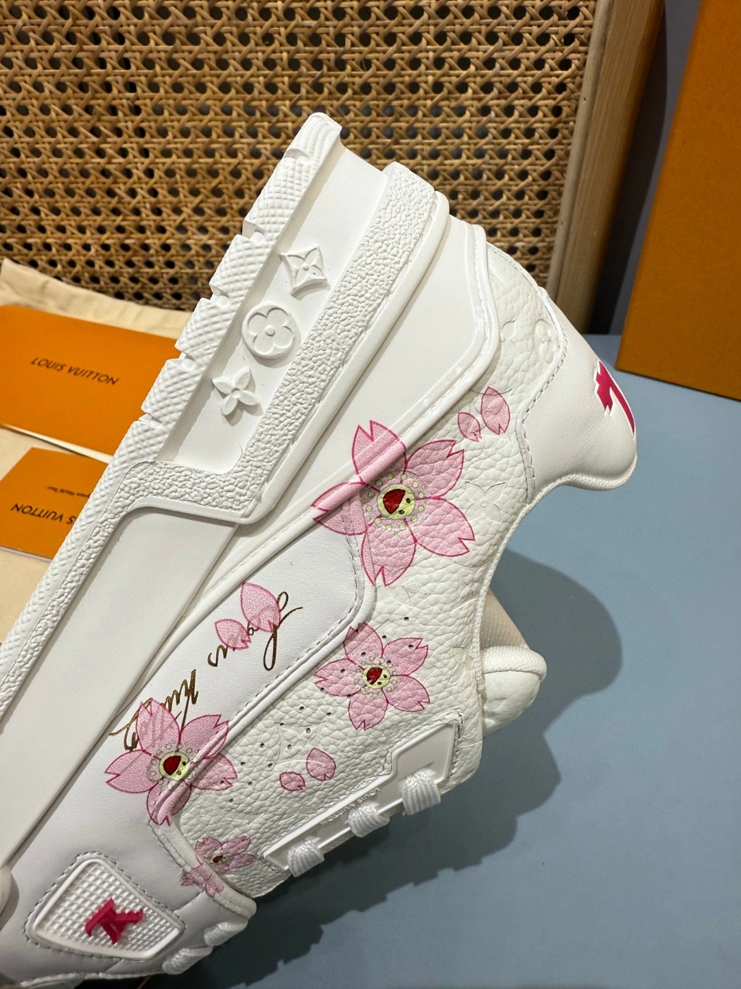COCO-- 8V 1AGZEH Calfskin trainer item:E-X430F0604