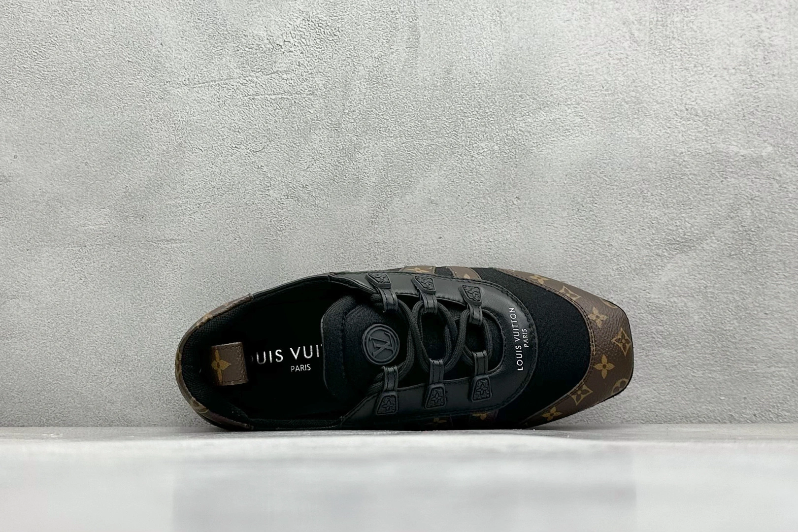 COCO-- 8V 1AHNDA cowhide item:E-X575F1790H