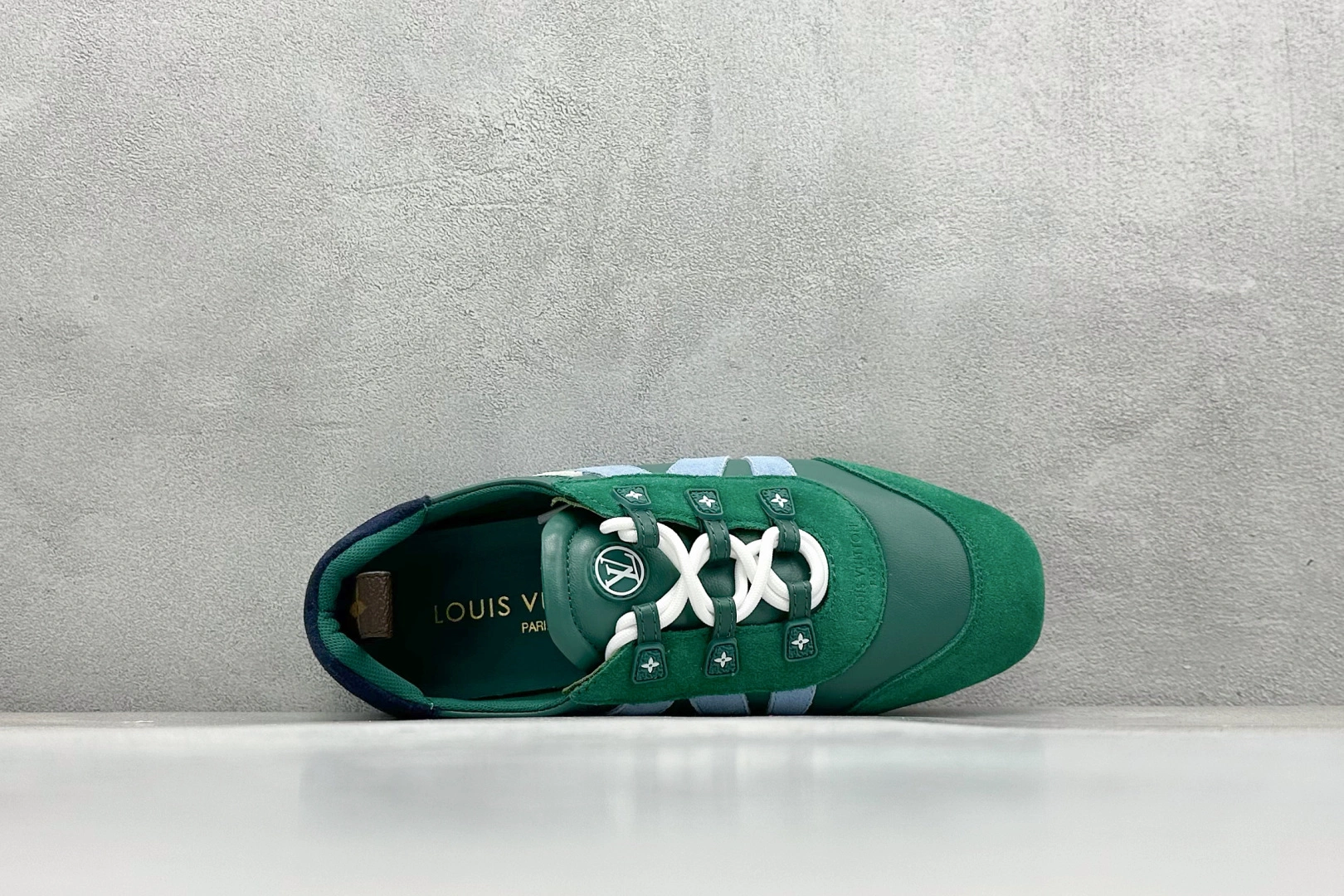 COCO-- 8V 1AHNDS cowhide item:E-X575F1789H
