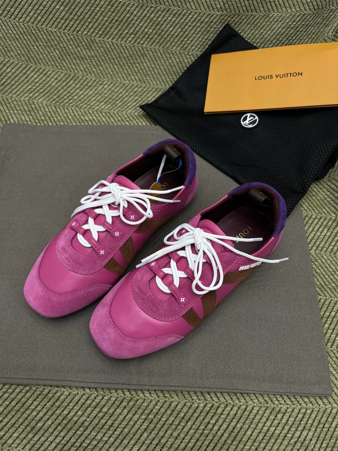 COCO-- 8V 1AHNE8 item:E-X062H0672