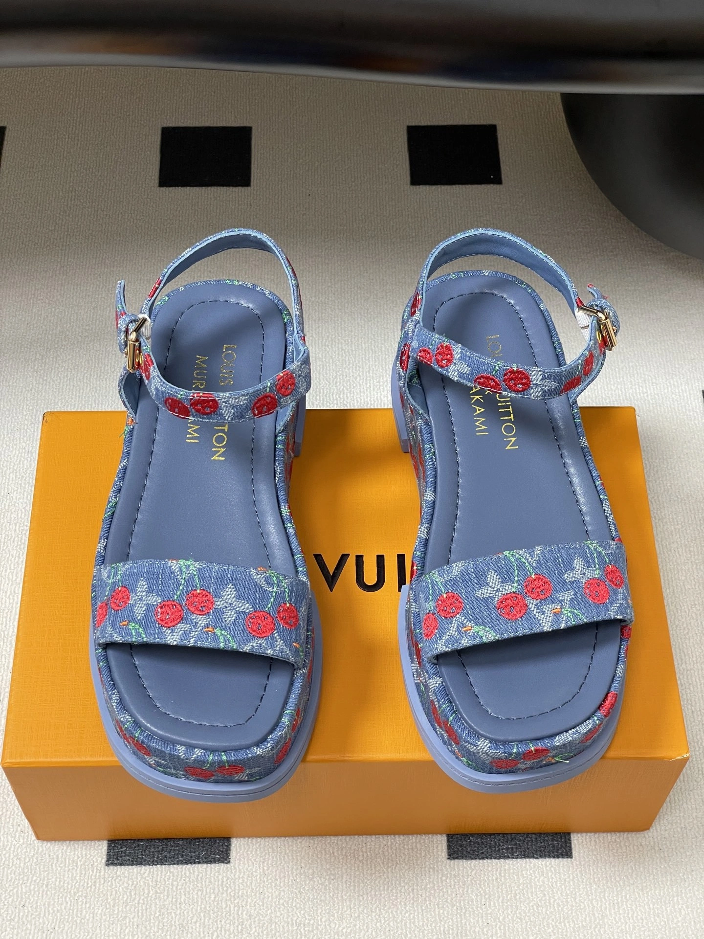 COCO-- 8V 1AHNYB TM MAYA FLATFORM sheephide denim item:E-X313F1902