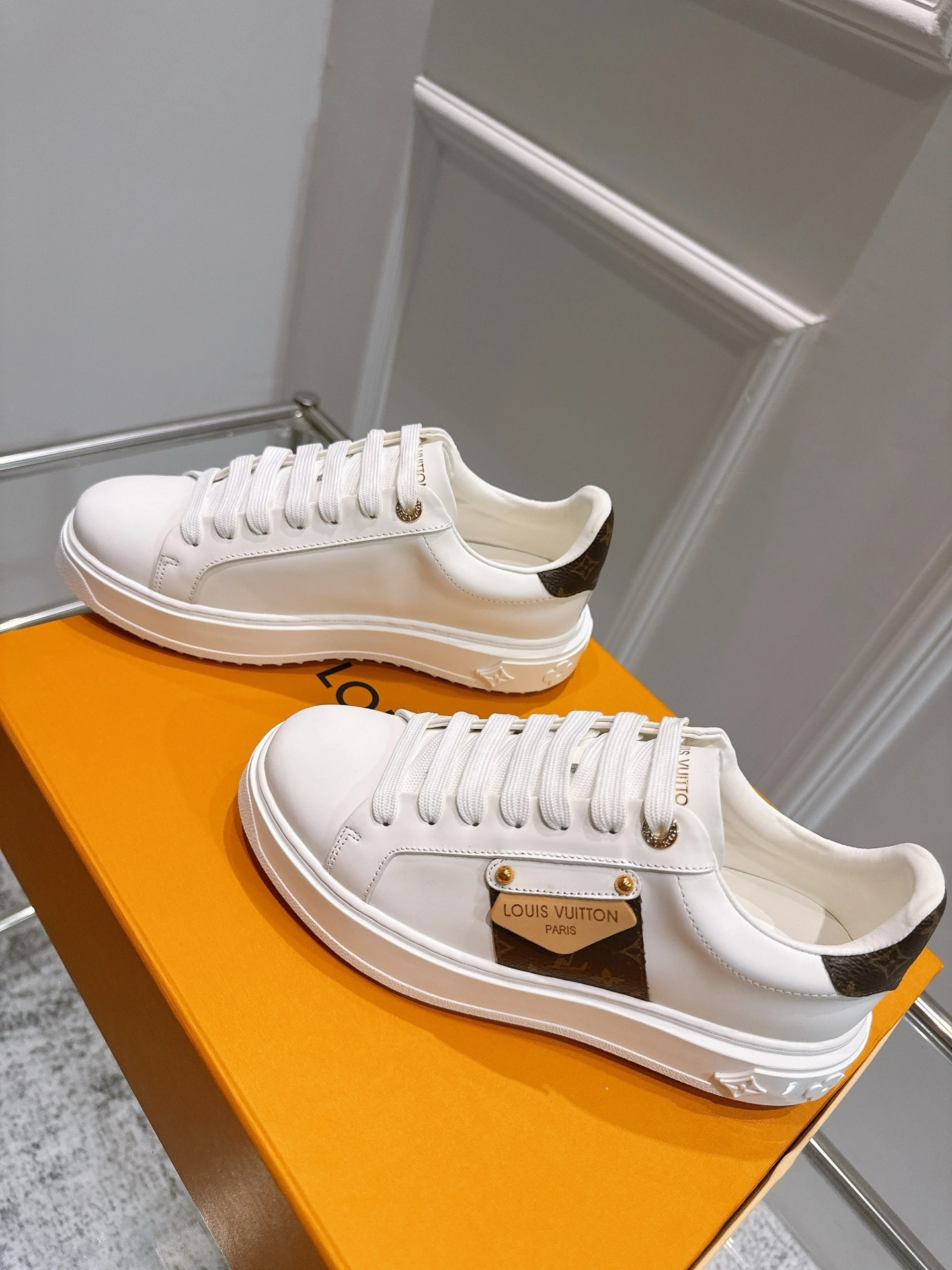 COCO-- 8V 1AHOOV cowhide sheepskin Thick soles:4CM item:E-X362H2710