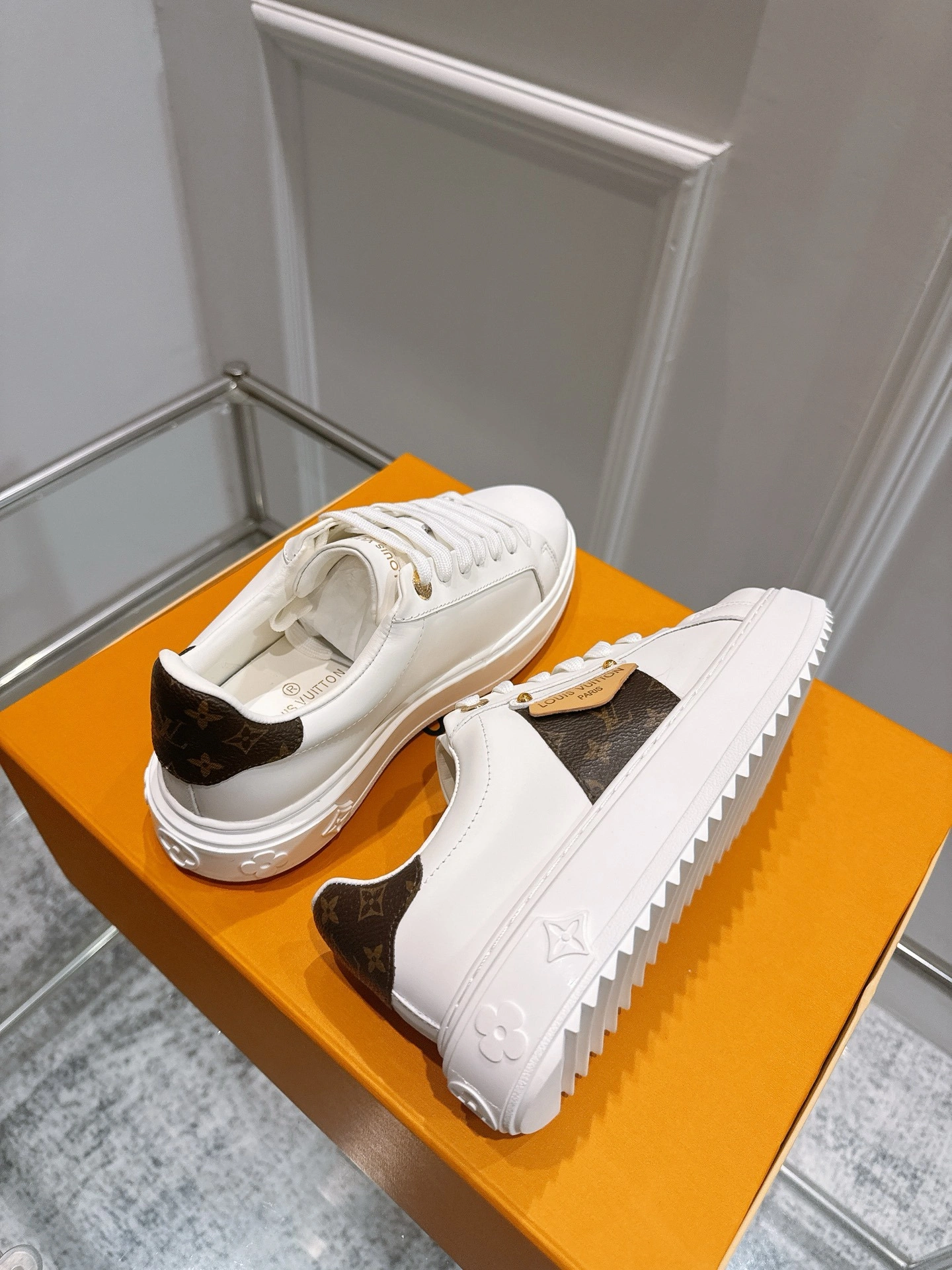 COCO-- 8V 1AHOOV cowhide sheepskin Thick soles:4CM item:E-X362H2710