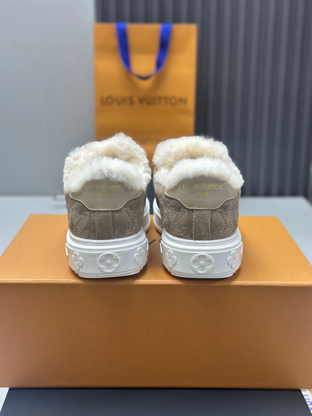 COCO-- 8V 1AIDHI Beverly Hills wool cowhide Thick soles：4CM item:E-X000K1220