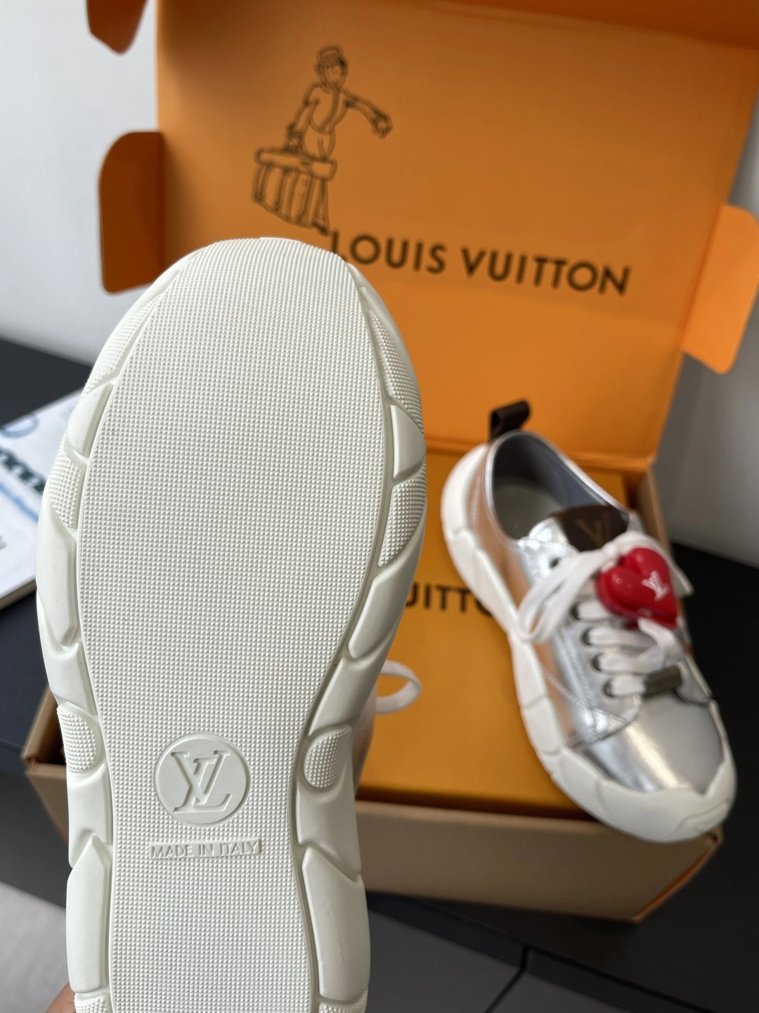 COCO-- 8V 1AISJL Calfskin sheepskin item:E-X076I0527