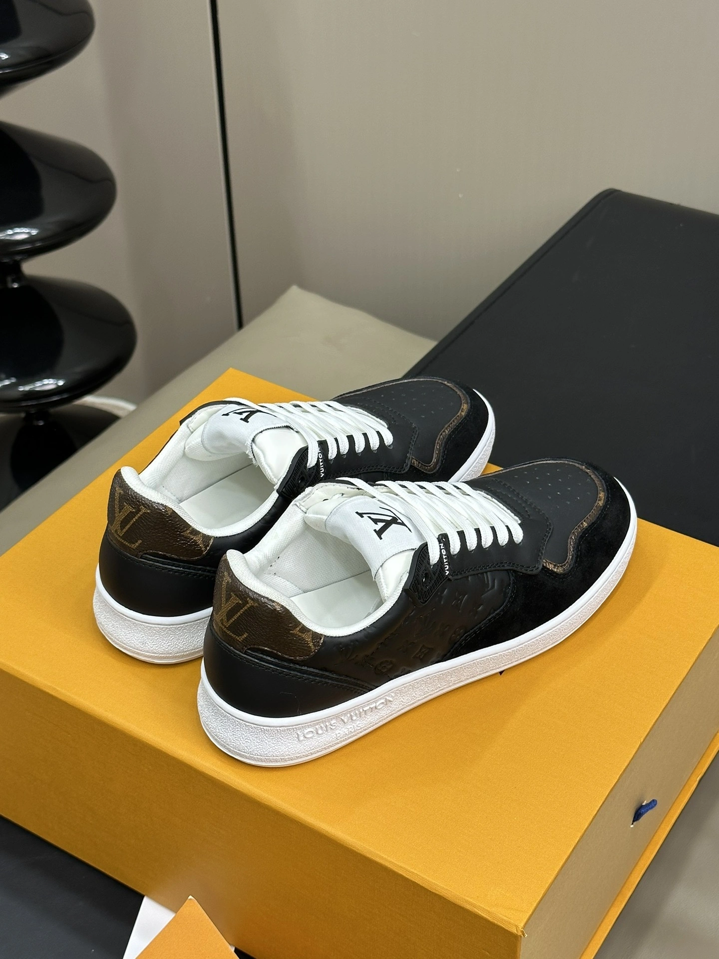 COCO-- 8V Calfskin 1ACUJ3 item:D-X158E3158S