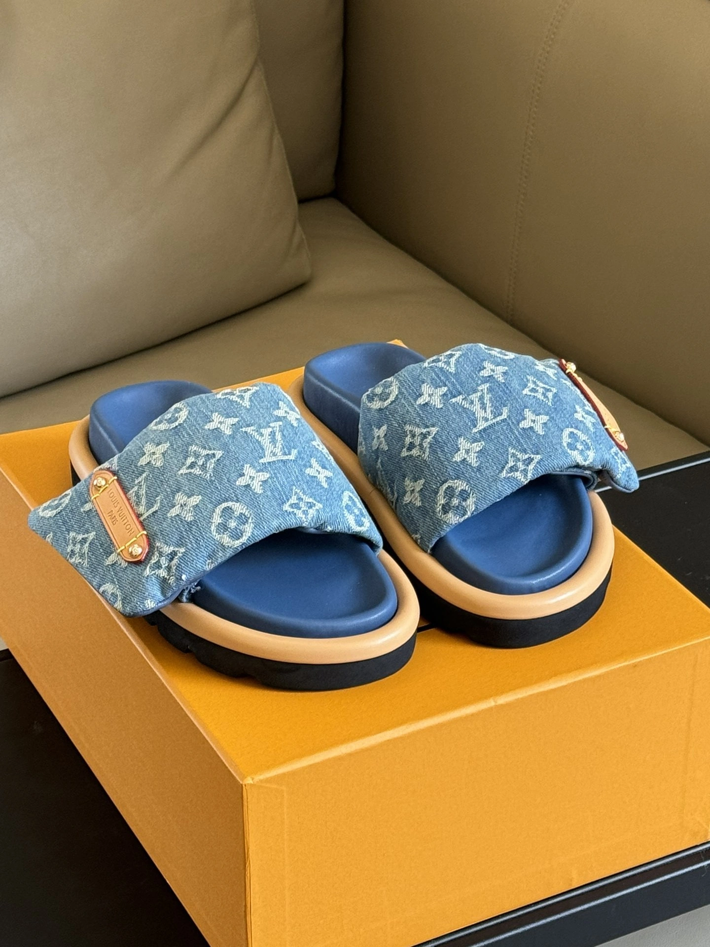 &COCO-- 8V sheepskin 1ACJVH 1ACJVF item:D-X158E3160S