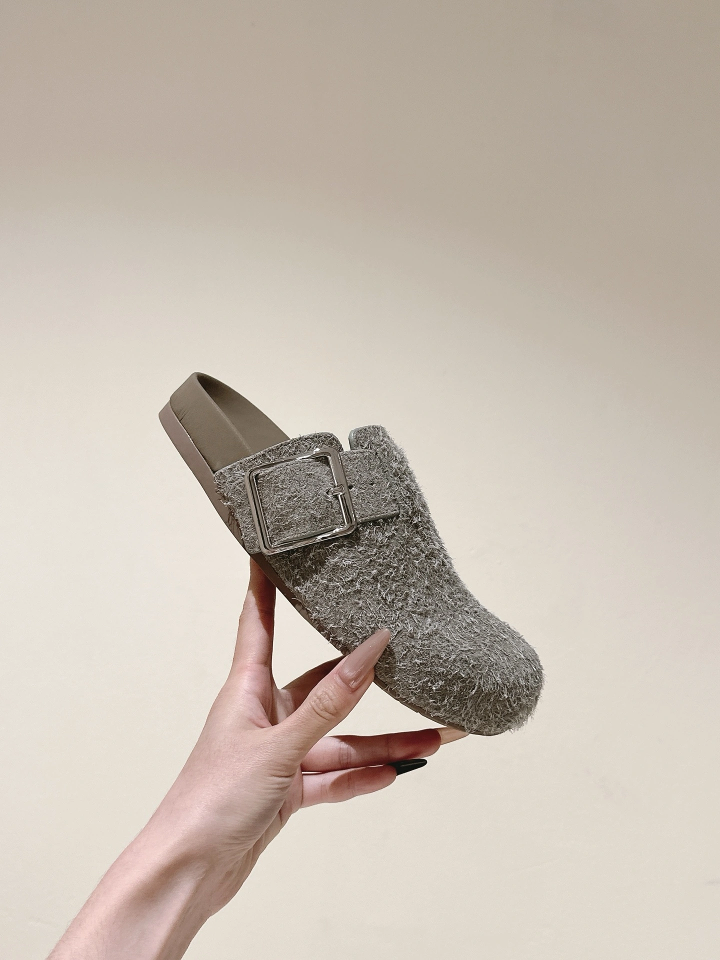 COCO-- 8o5w5 LLSS379X06-4160 sheepskin item:E-X362I0331