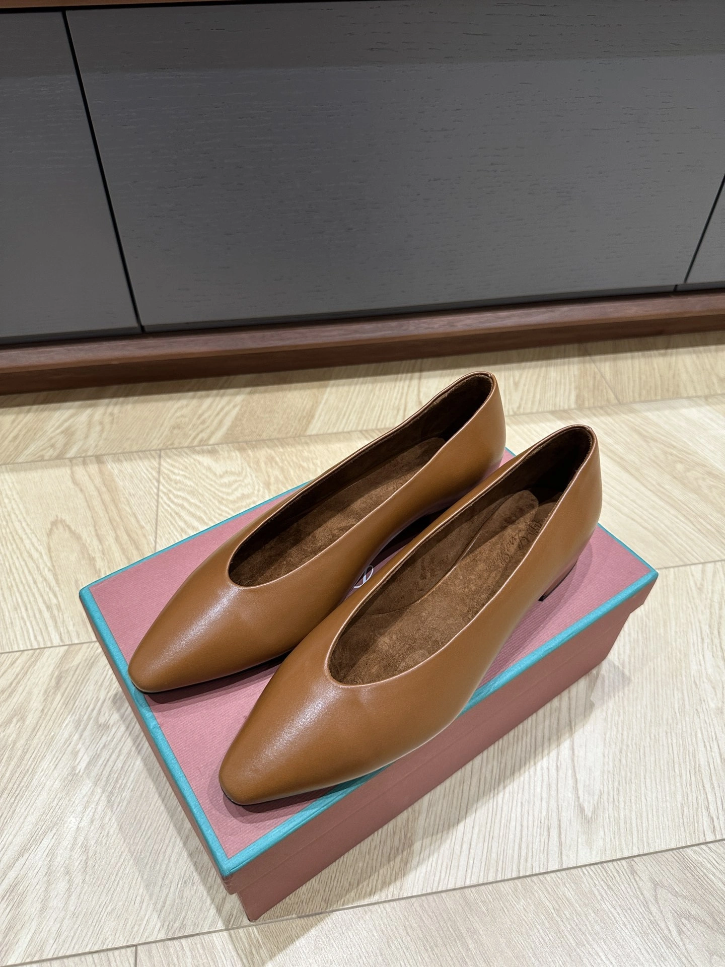 COCO-- 8oro Pi191 FAN3737E424 Calfskin item:E-XW03J0905