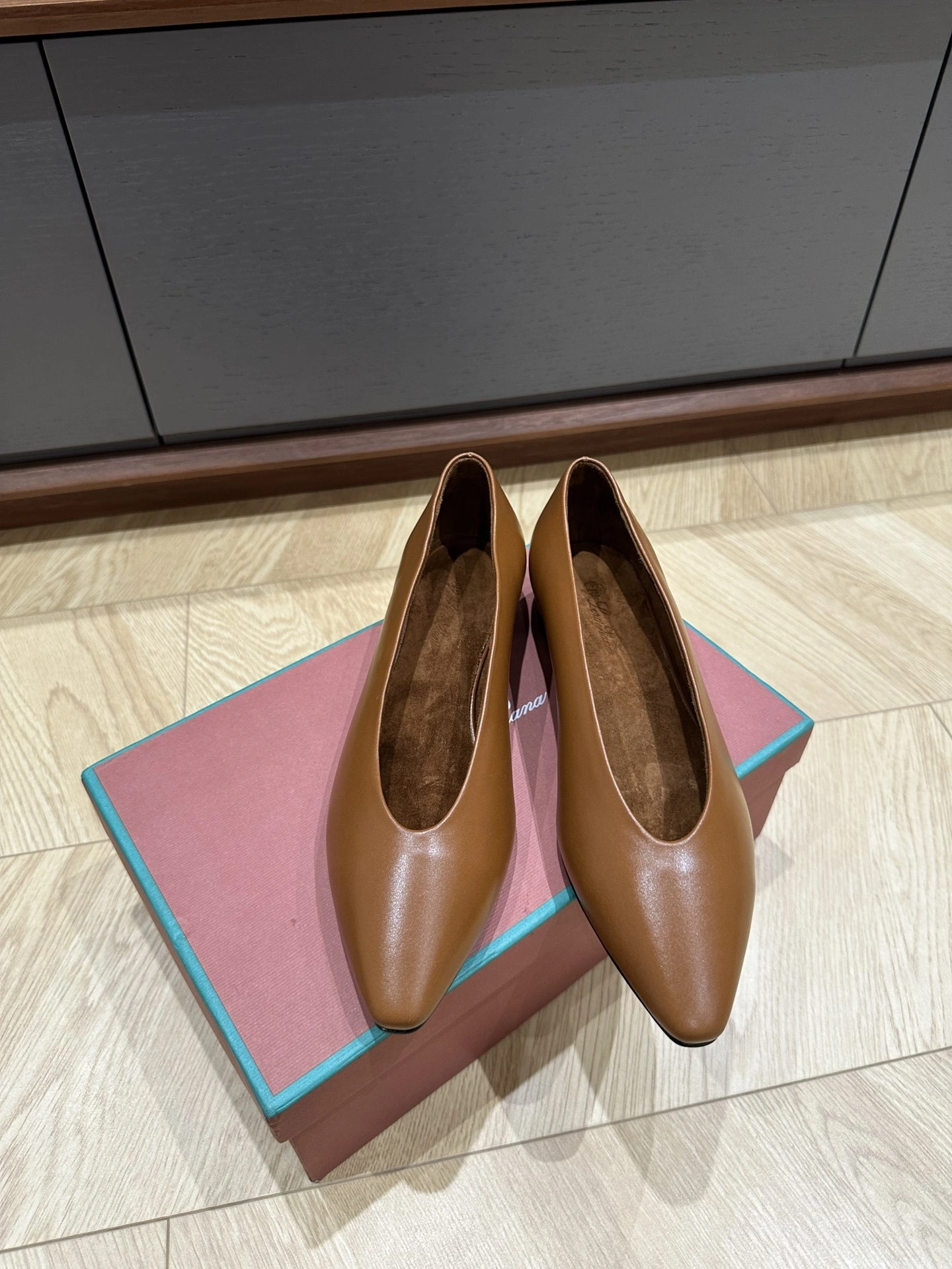 COCO-- 8oro Pi191 FAN3737E424 Calfskin item:E-XW03J0905