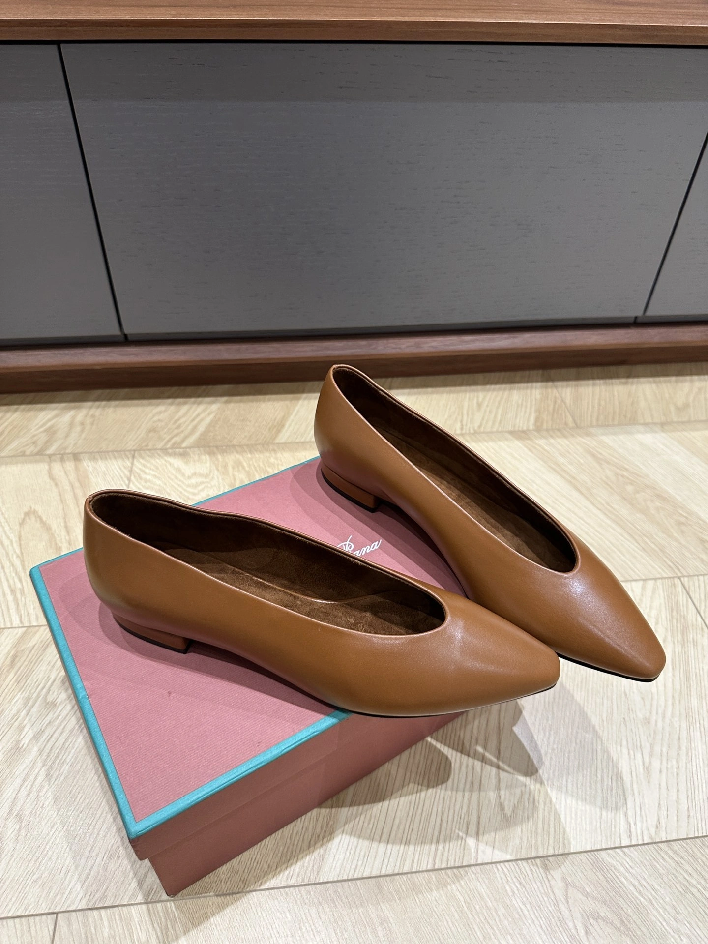 COCO-- 8oro Pi191 FAN3737E424 Calfskin item:E-XW03J0905