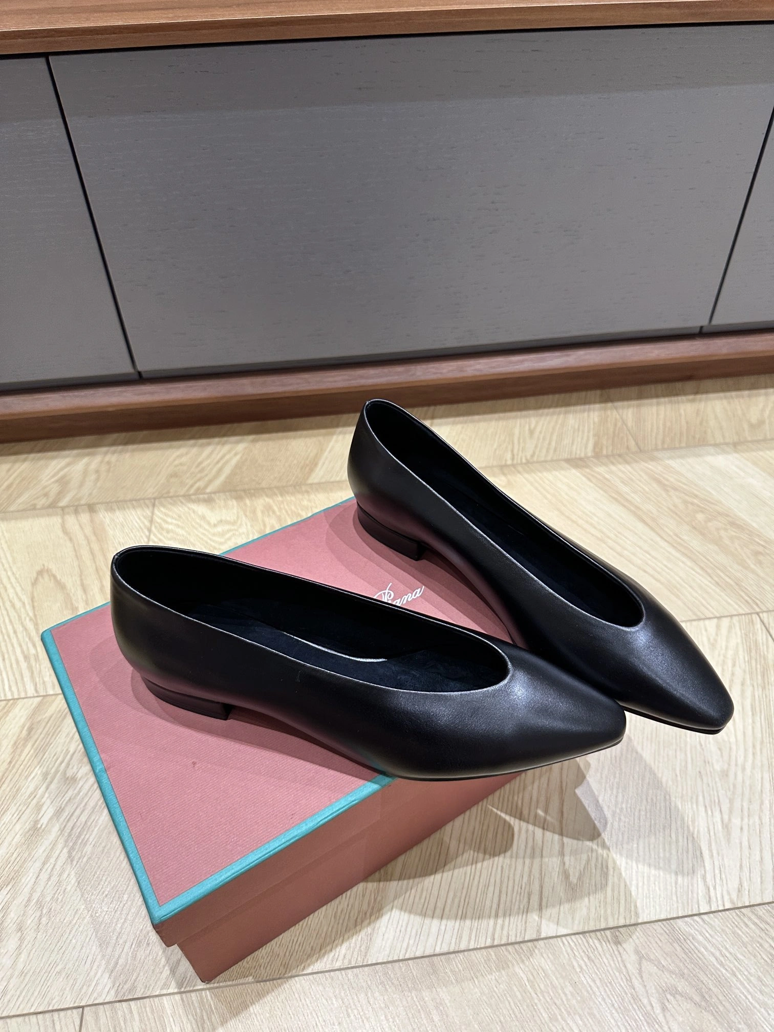 COCO-- 8oro Pi191 FAN60738000 Calfskin item:E-XW03J0906