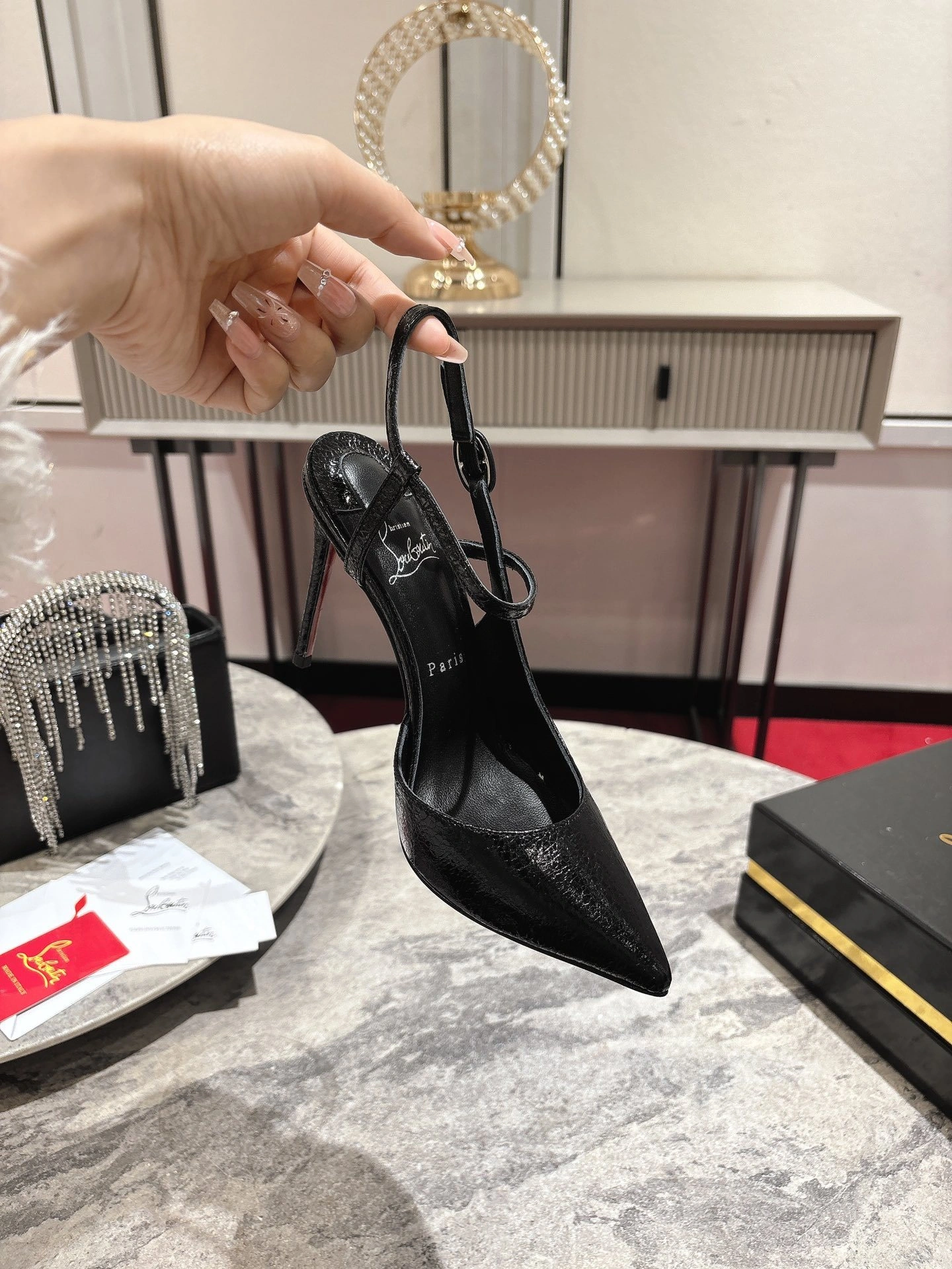 COCO-- 8ou2ou 1250118B439 calfskin item:E-X150J3859