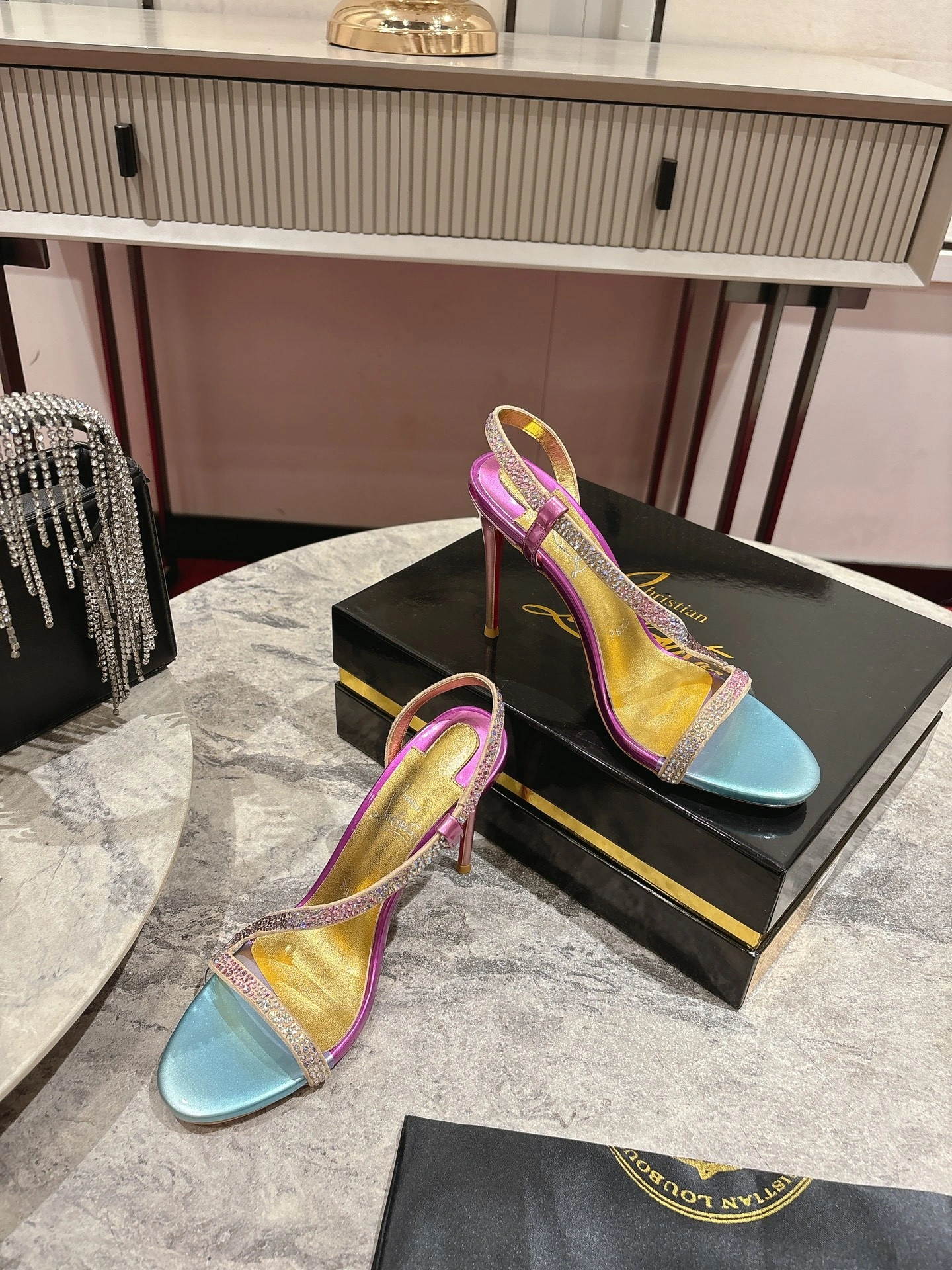 COCO-- 8ou2ou 12501556833 Heel height：10CM item:E-X000E1417W