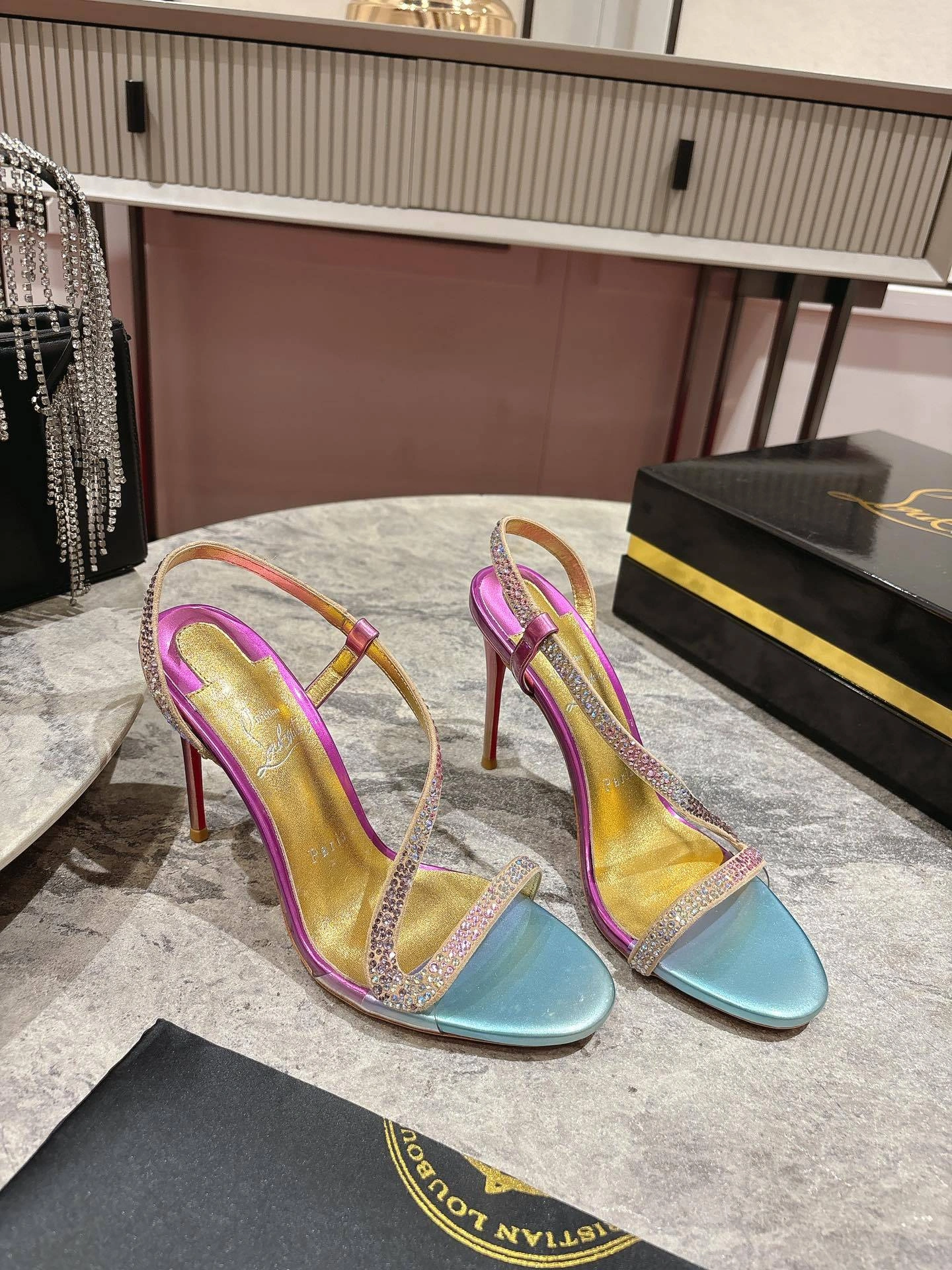 COCO-- 8ou2ou 12501556833 Heel height：10CM item:E-X000E1417W