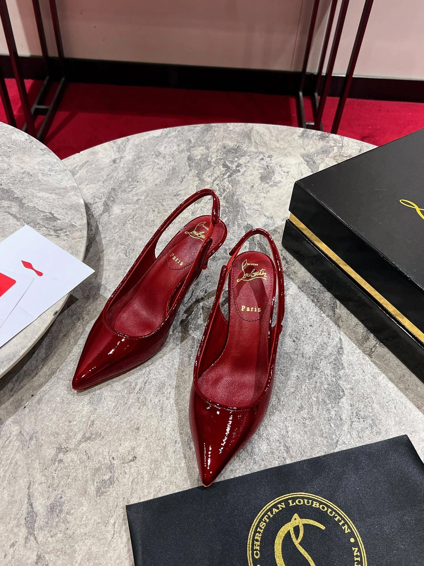 COCO-- 8ou2ou 1250480R558 calfskin item:E-X076H0637