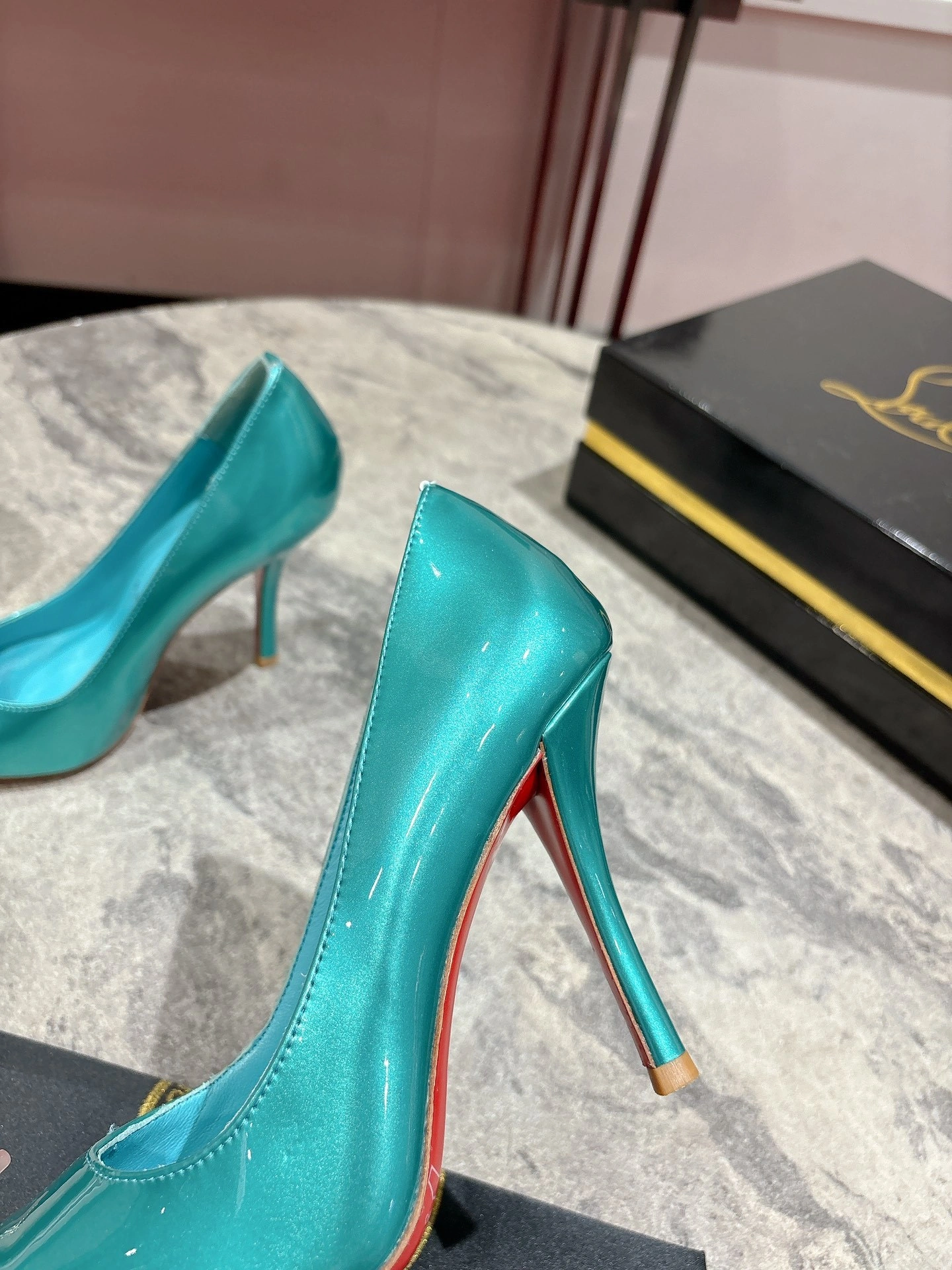 COCO-- 8ou2ou 12506504152 calfskin item:E-X062H0630