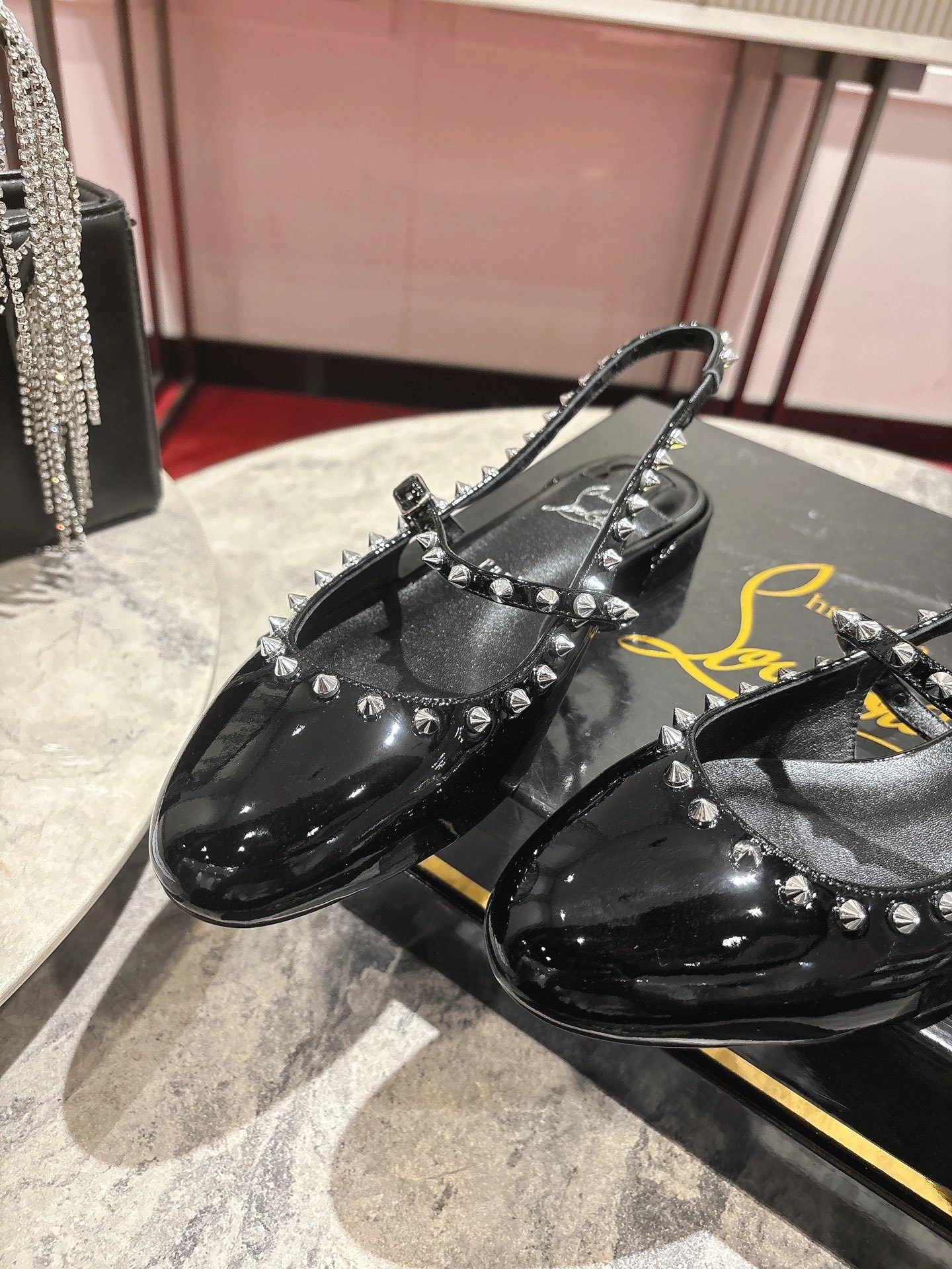COCO-- 8ou2ou 1250701B439 Calfskin Heel height：1CM item:E-X150F0618