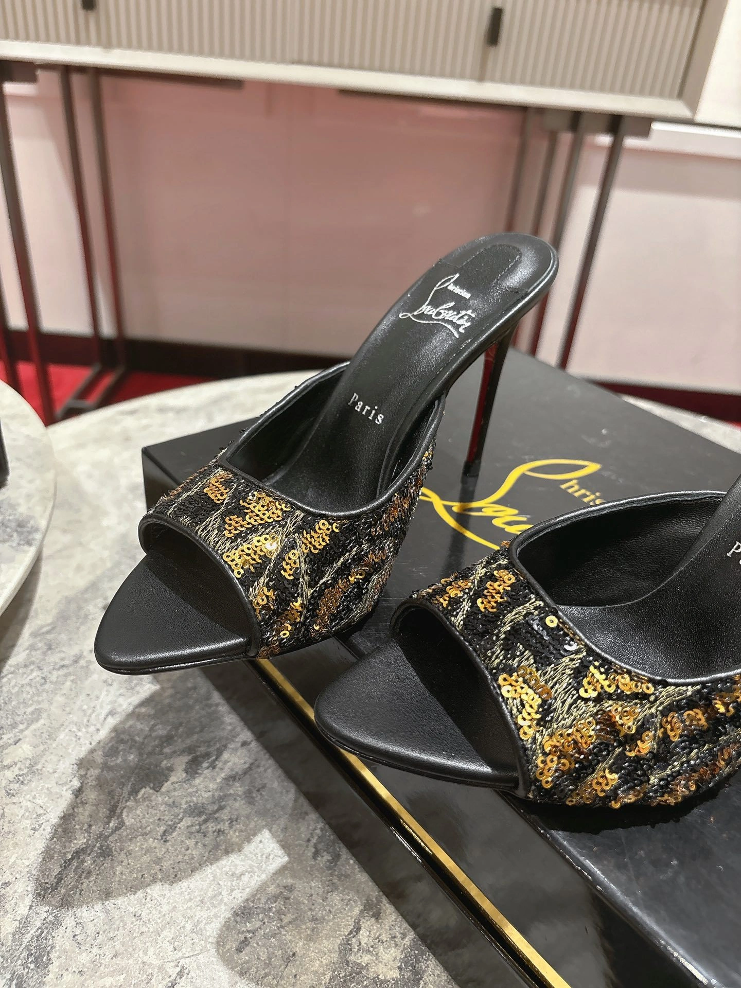 COCO-- 8ou2ou 1250711T171 calfskin item:E-X150J3860