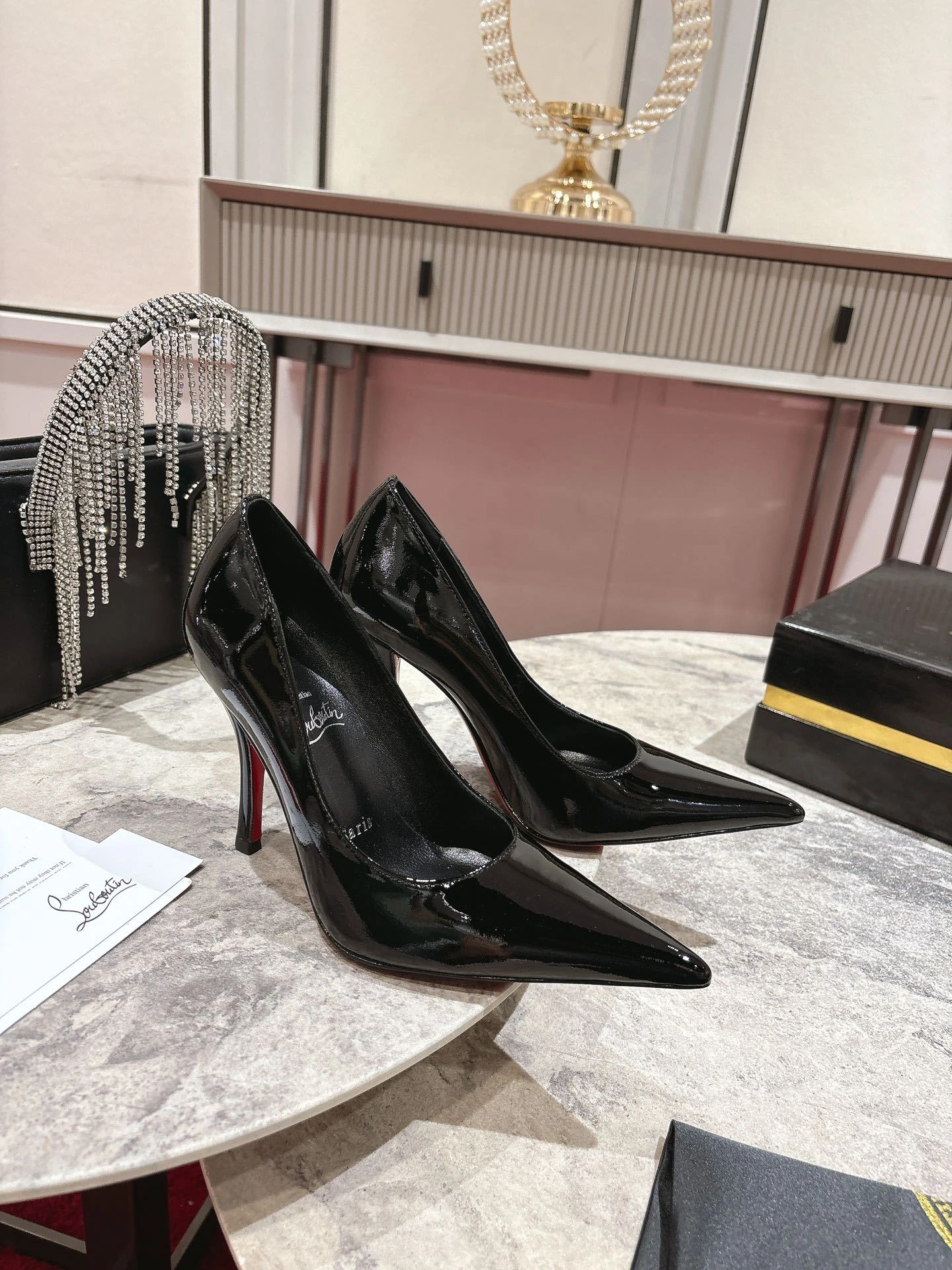 COCO-- 8ou2ou 1250939B439 calfskin item:E-X062H0633