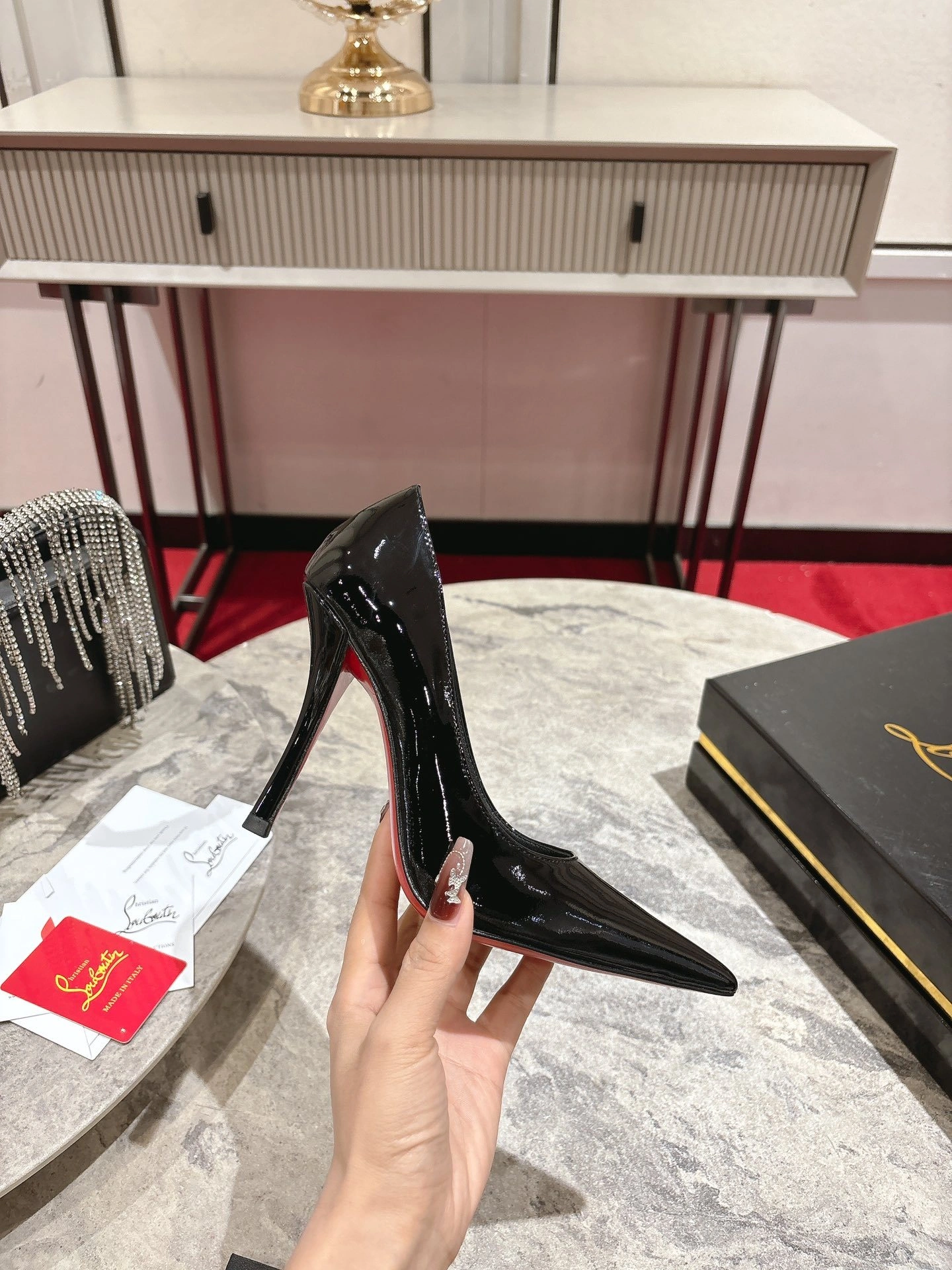 COCO-- 8ou2ou 1250939B439 calfskin item:E-X062H0633