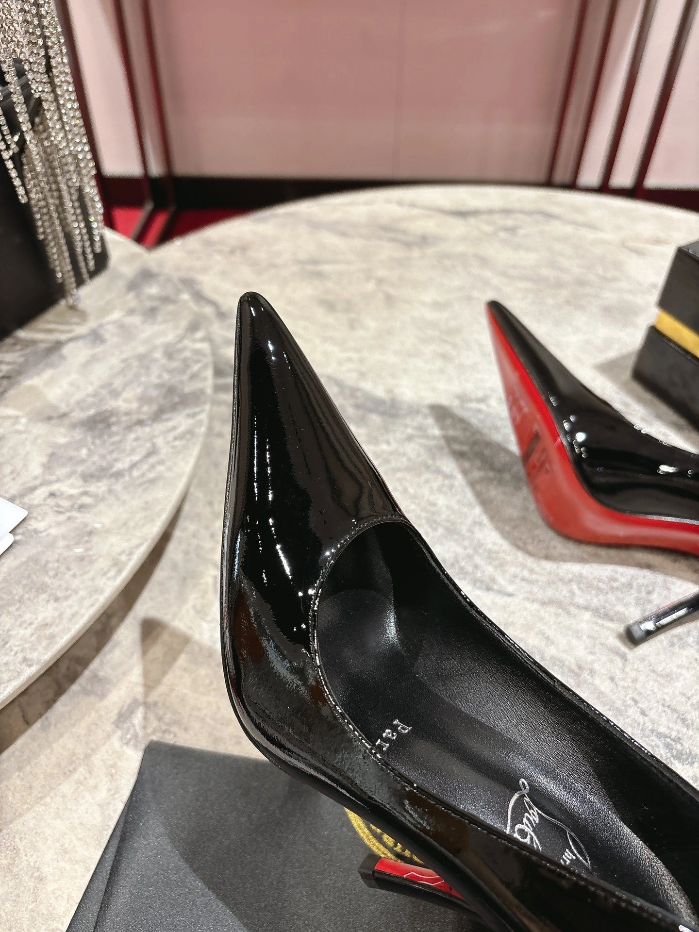 COCO-- 8ou2ou 1250939B439 calfskin item:E-X062H0633