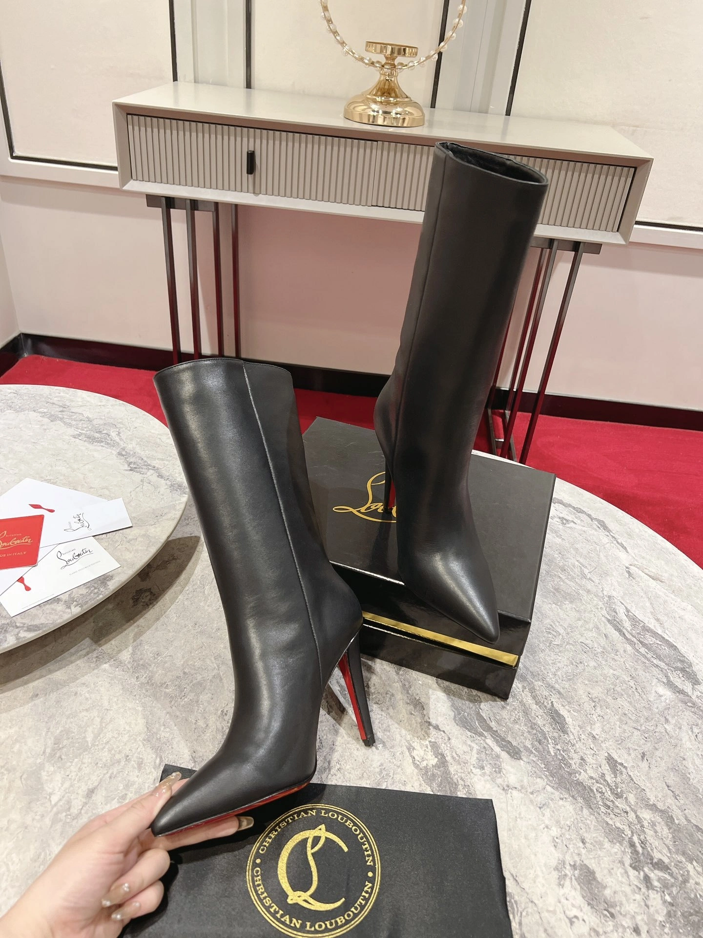 COCO-- 8ou2ou 3230824BK01 calfskin item：E-X362I1100