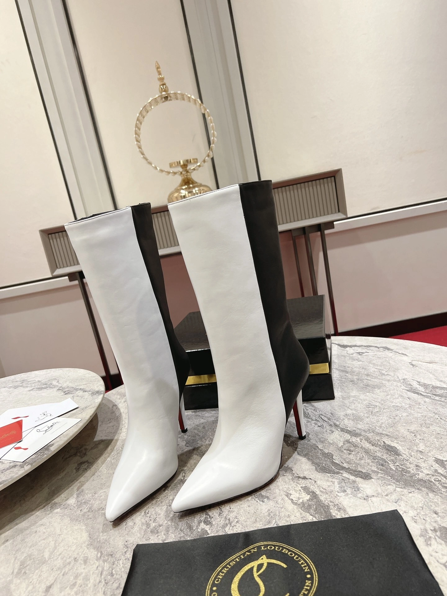 COCO-- 8ou2ou 3230824Q254 calfskin item：E-X362I1101