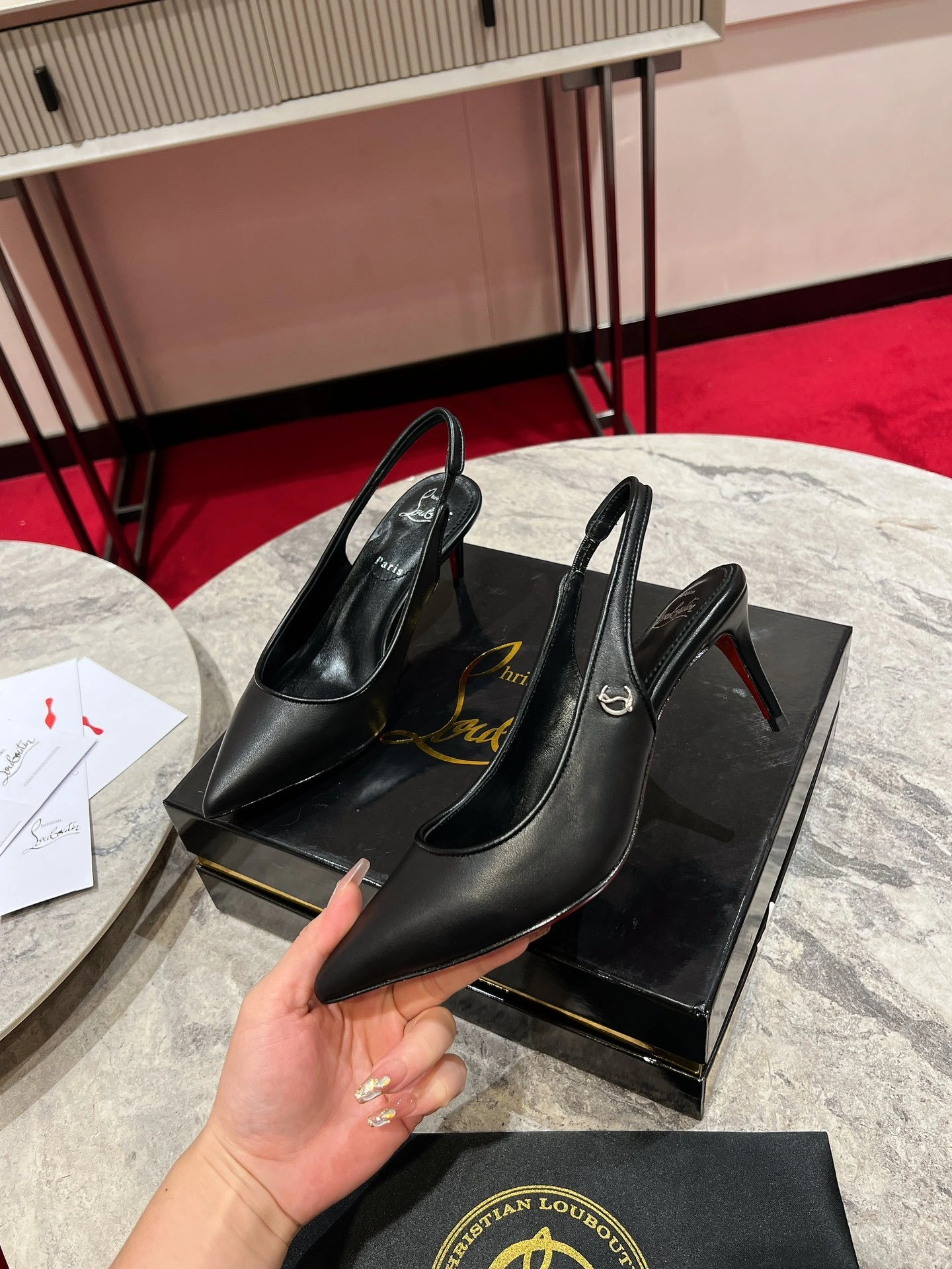 COCO-- 8ou2ou 3240004B439 calfskin item:E-X076H0636