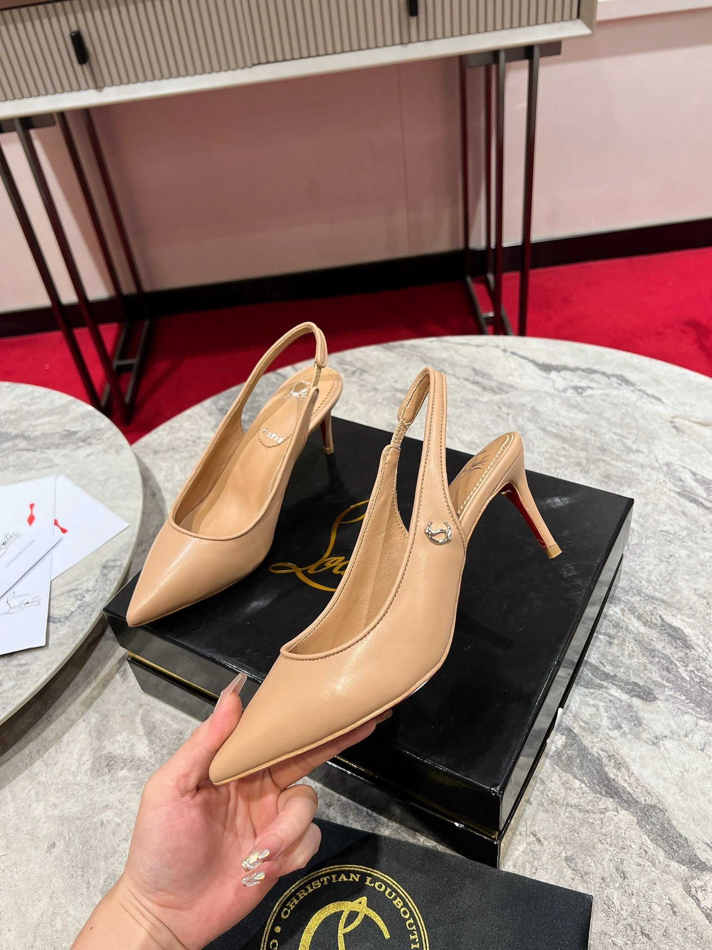 COCO-- 8ou2ou 3240004N295 calfskin item:E-X076H0634