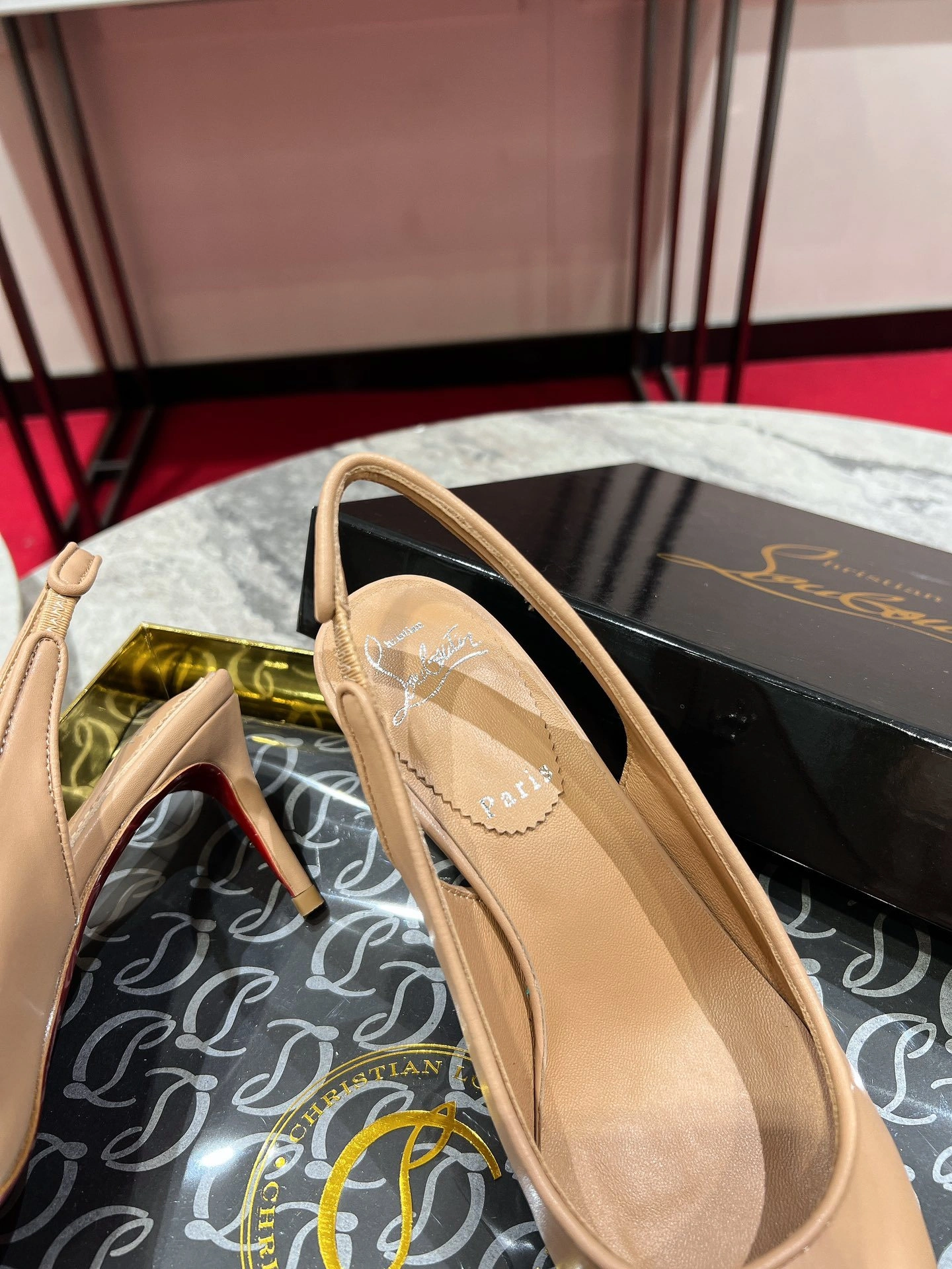 COCO-- 8ou2ou 3240004N295 calfskin item:E-X076H0634