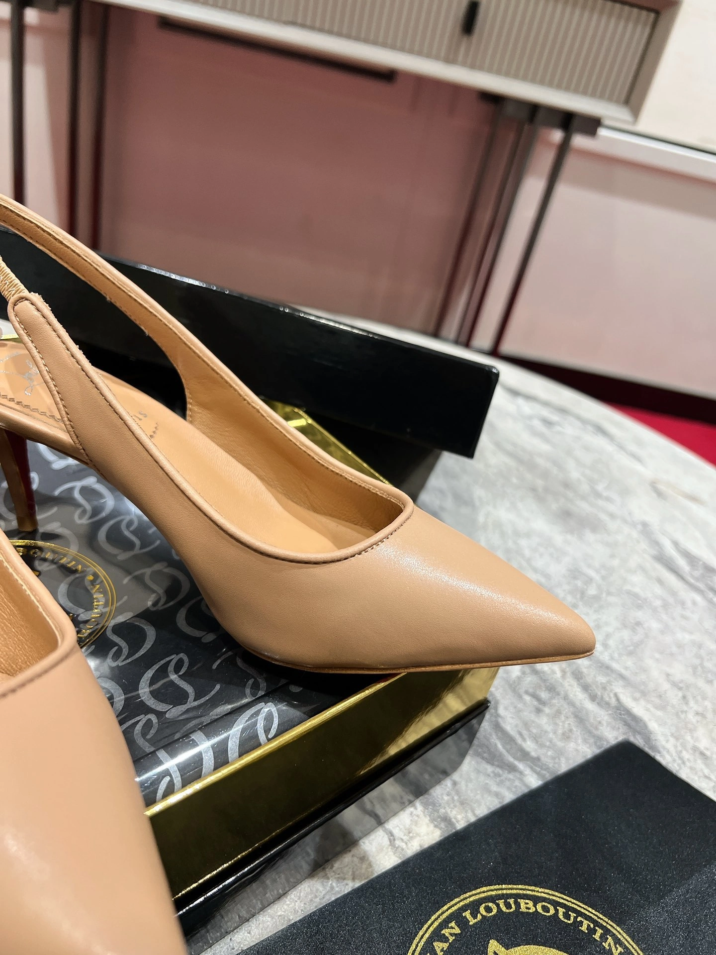 COCO-- 8ou2ou 3240004N295 calfskin item:E-X076H0634