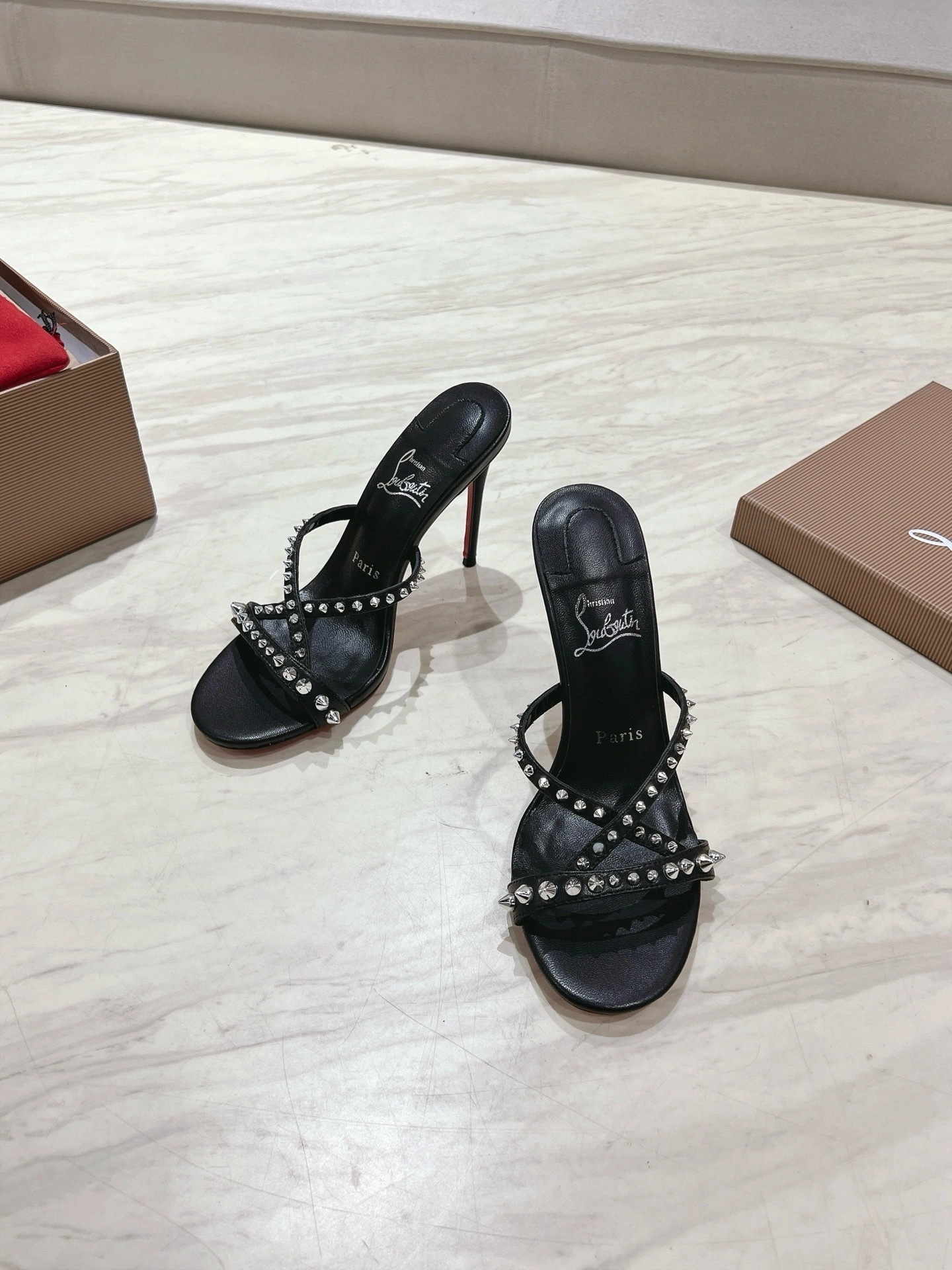 COCO-- 8ou2ou 3240181B439 Heel height：10CM Calfskin sheepskin item:E-X158D4034