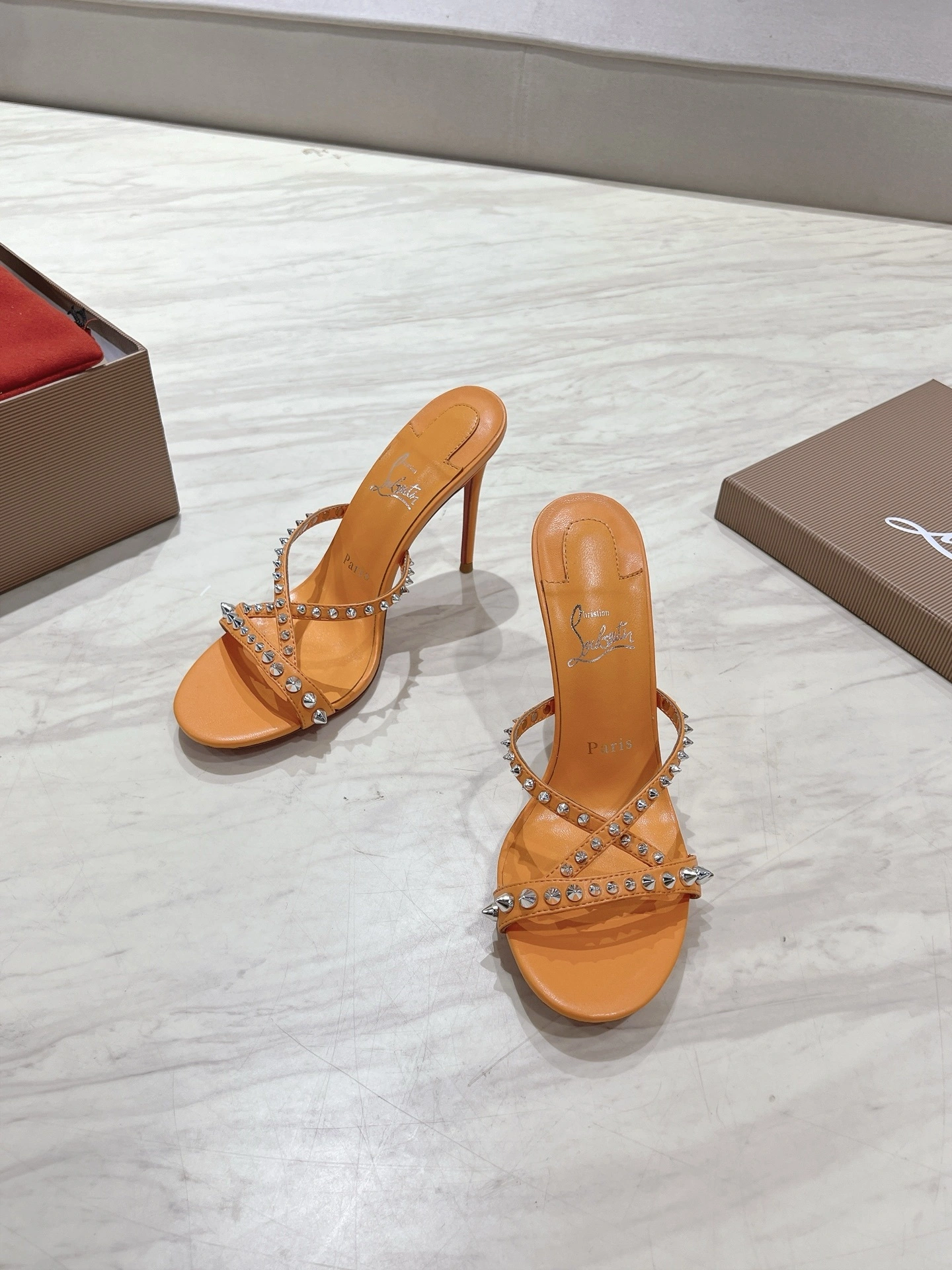 COCO-- 8ou2ou 3240181O349 Heel height：10CM Calfskin sheepskin item:E-X158D4033