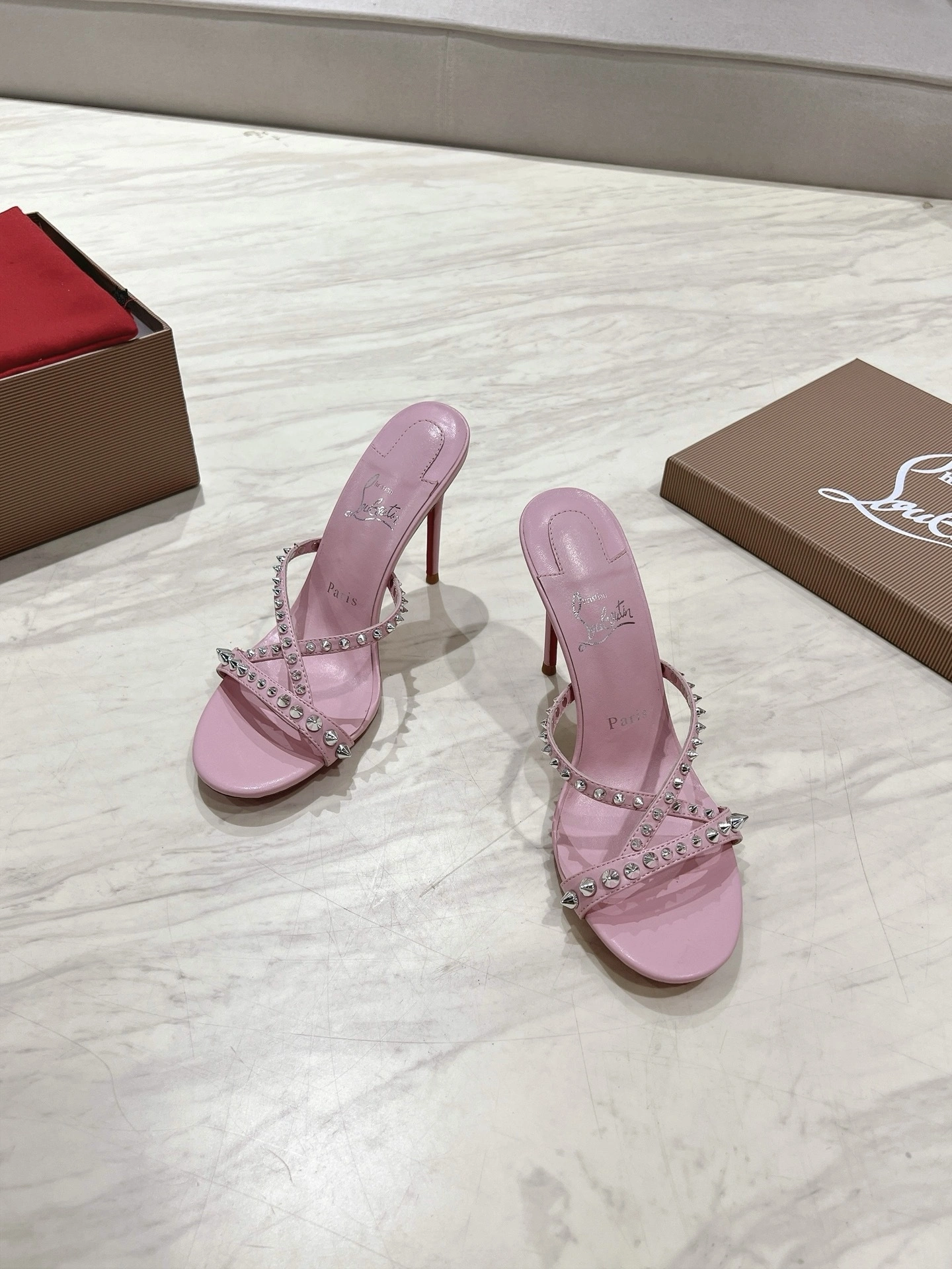 COCO-- 8ou2ou 3240181P934 Heel height：10CM Calfskin sheepskin item:E-X158D4031