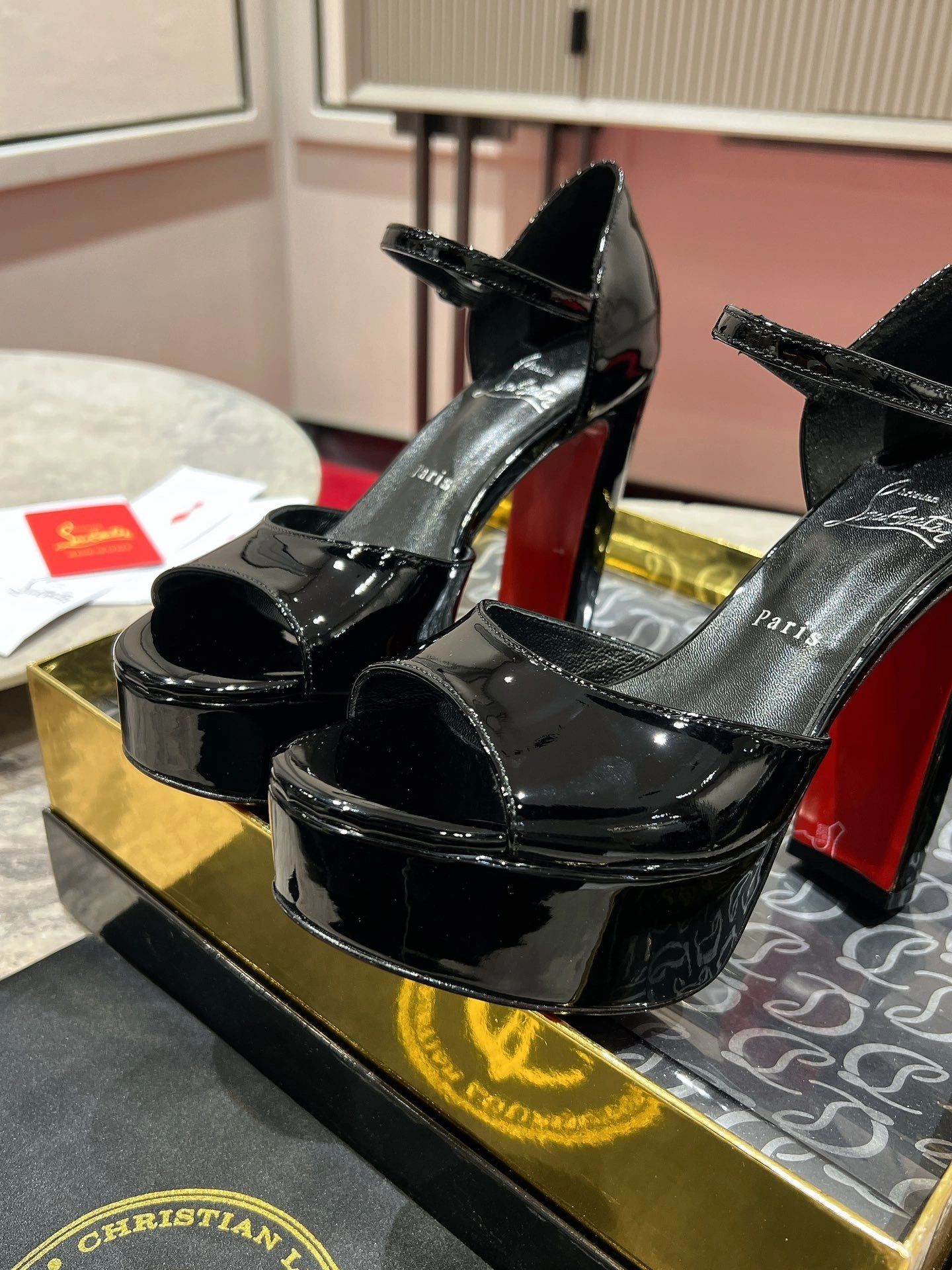 COCO-- 8ou2ou 3240893B439 calfskin item:E-X150J3858