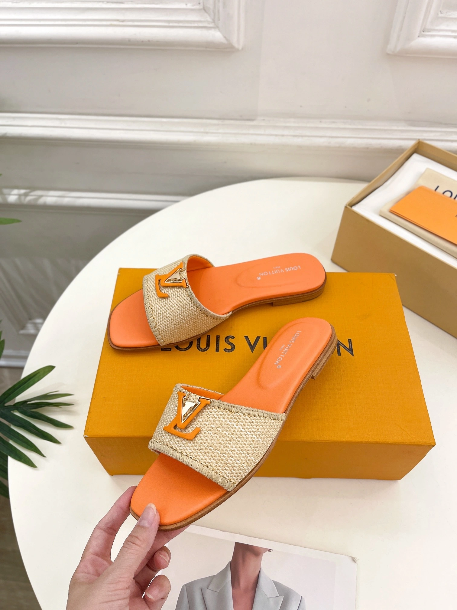 COCO-- 8v 1ACZFH Heel height：1CM sheepskin item:D-X047I0344