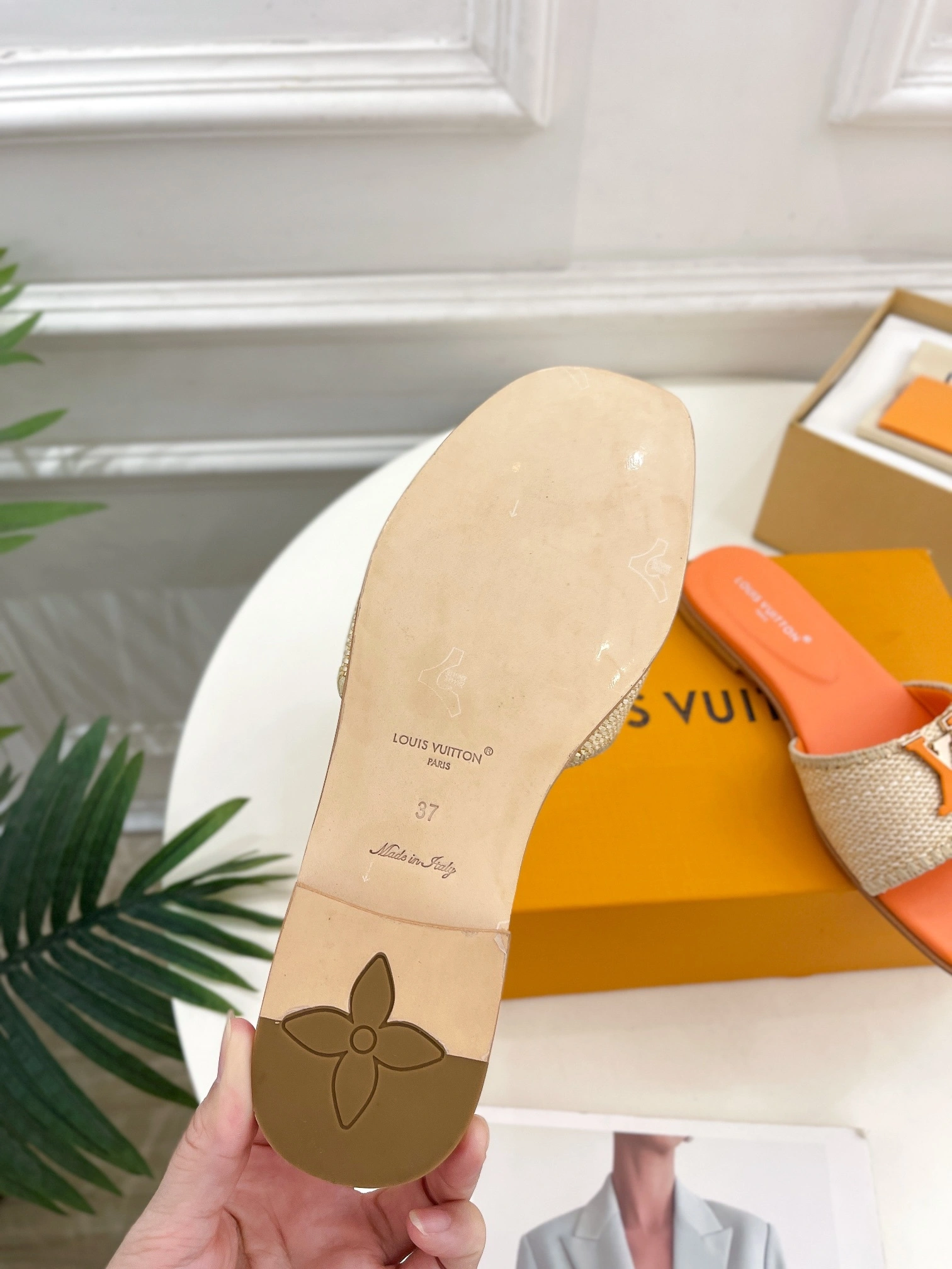 COCO-- 8v 1ACZFH Heel height：1CM sheepskin item:D-X047I0344