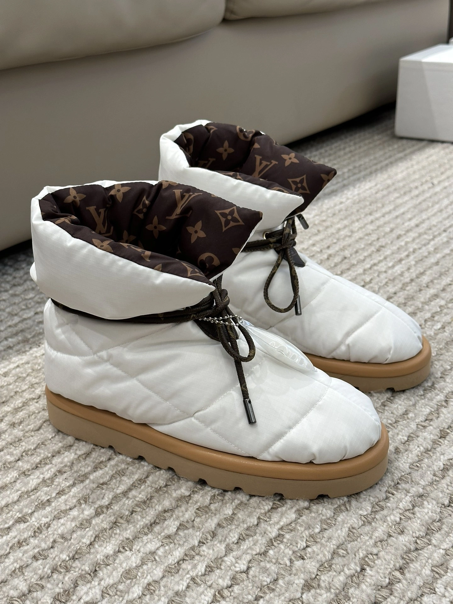 COCO-- 90goose down 1A8T3W item:C-X02K0368