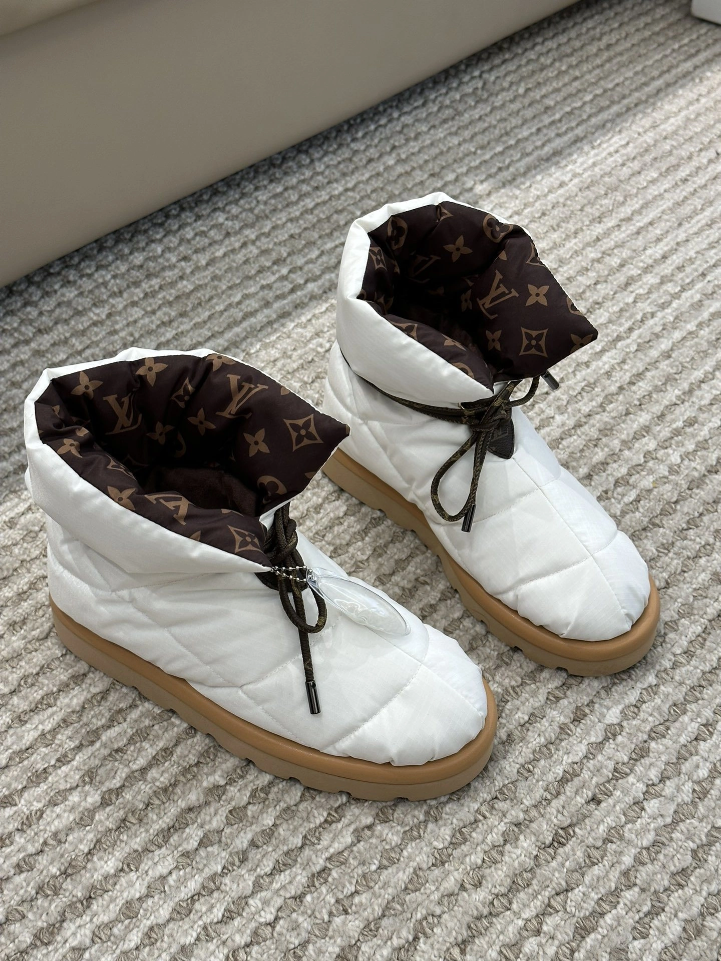 COCO-- 90goose down 1A8T3W item:C-X02K0368