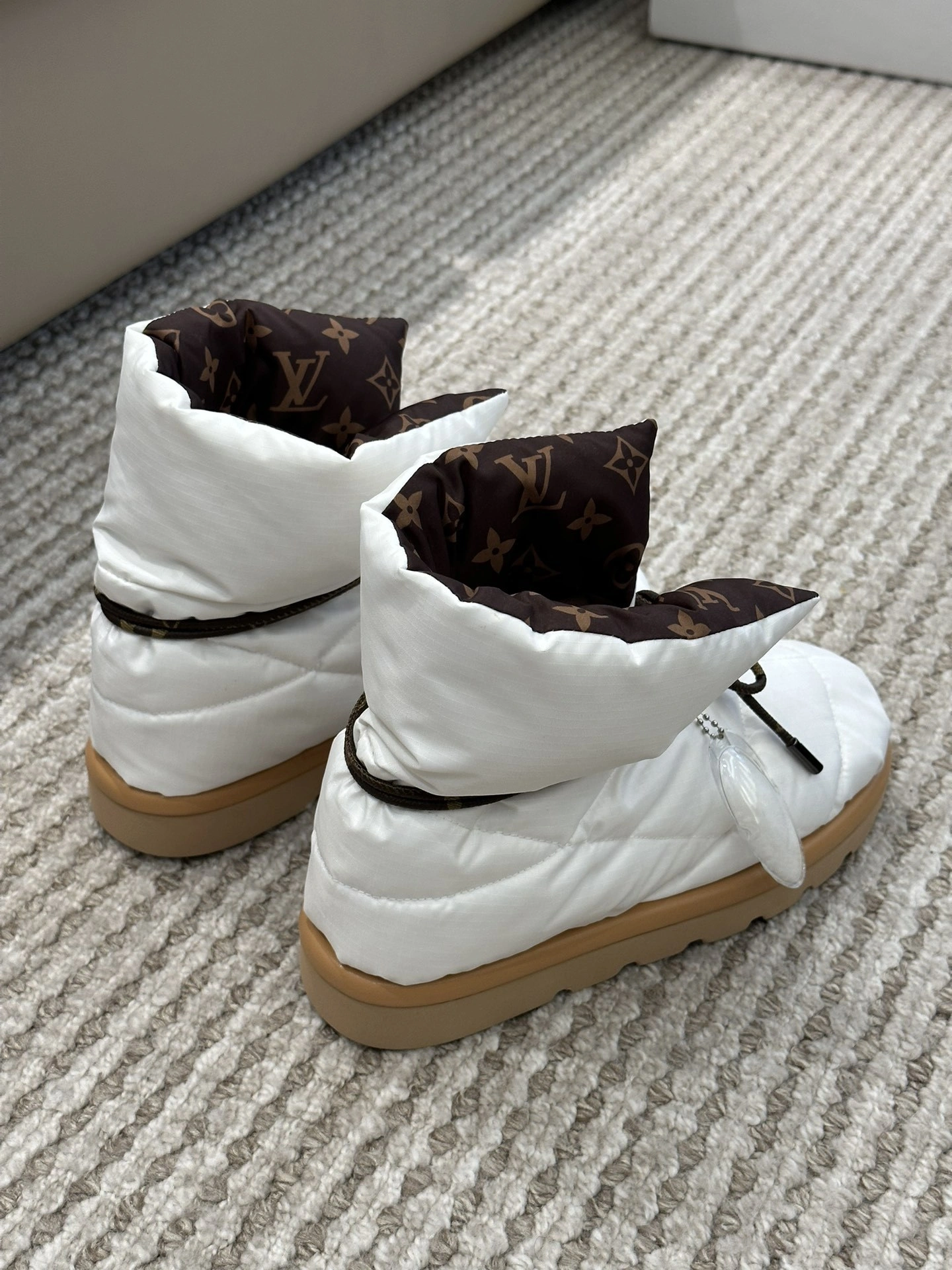 COCO-- 90goose down 1A8T3W item:C-X02K0368