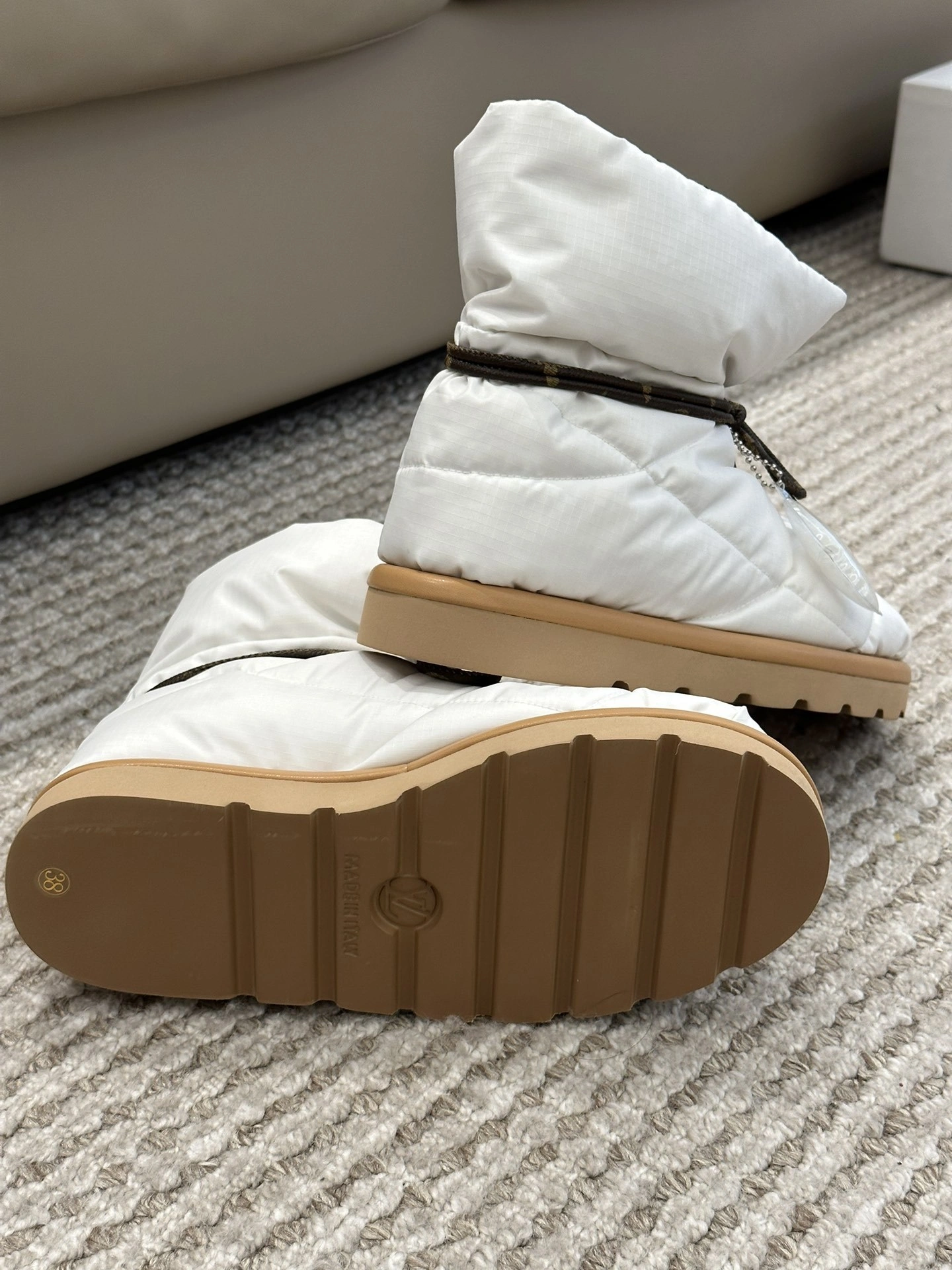 COCO-- 90goose down 1A8T3W item:C-X02K0368