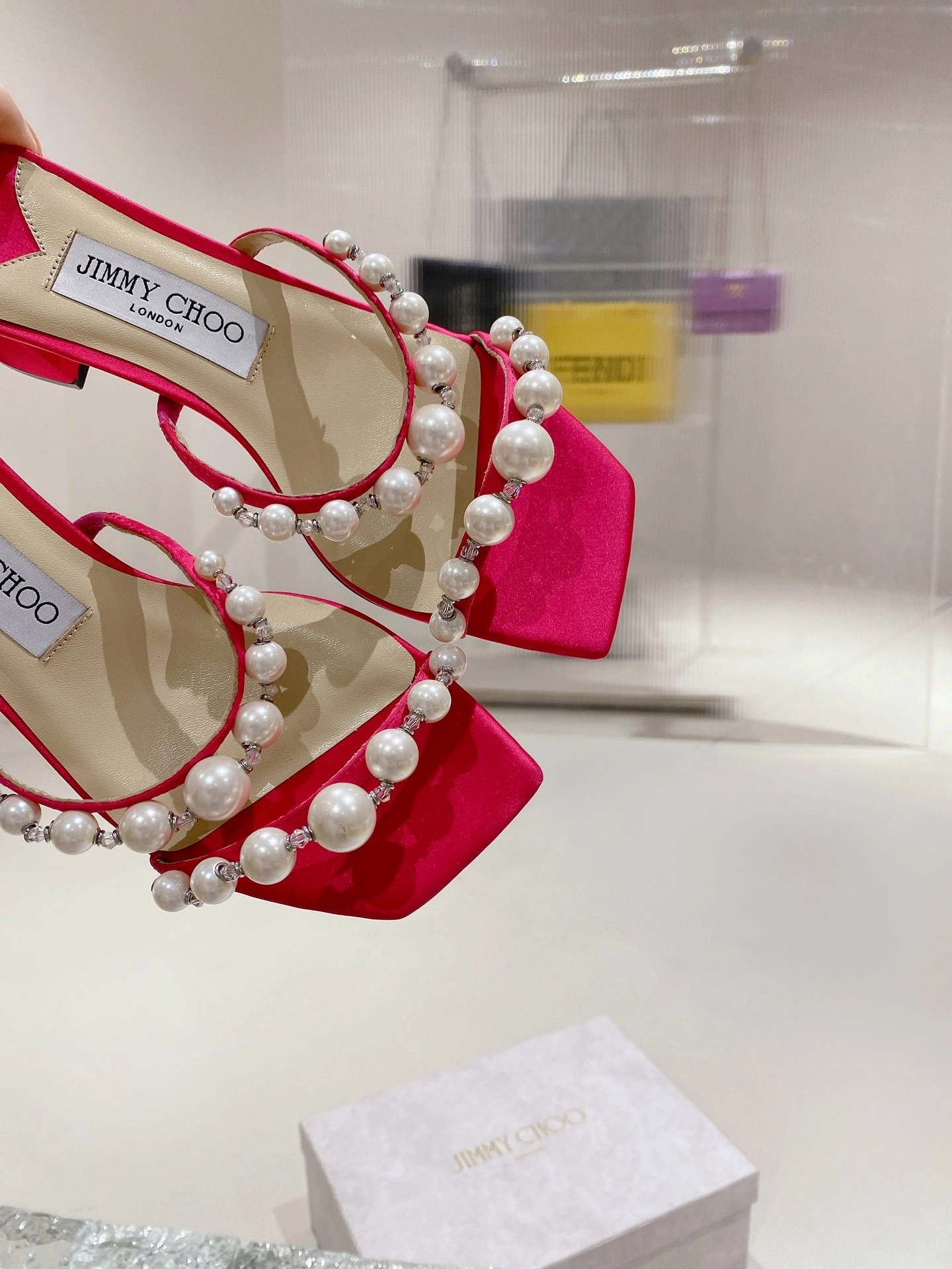 COCO - Amara45 item:B-X158G2986
