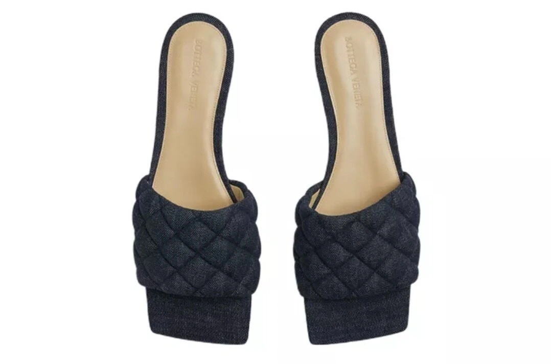 COCO---BottegaVeneta 2022ss 708906V26M04245 item:B-X158G2002
