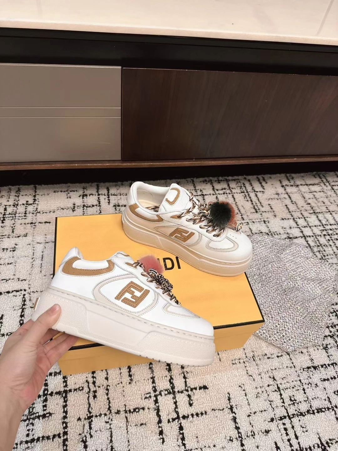 COCO-- F594i 8E8721AY9NF1TO4 match Thick soles：5CM cowhide item:E-X002I0810