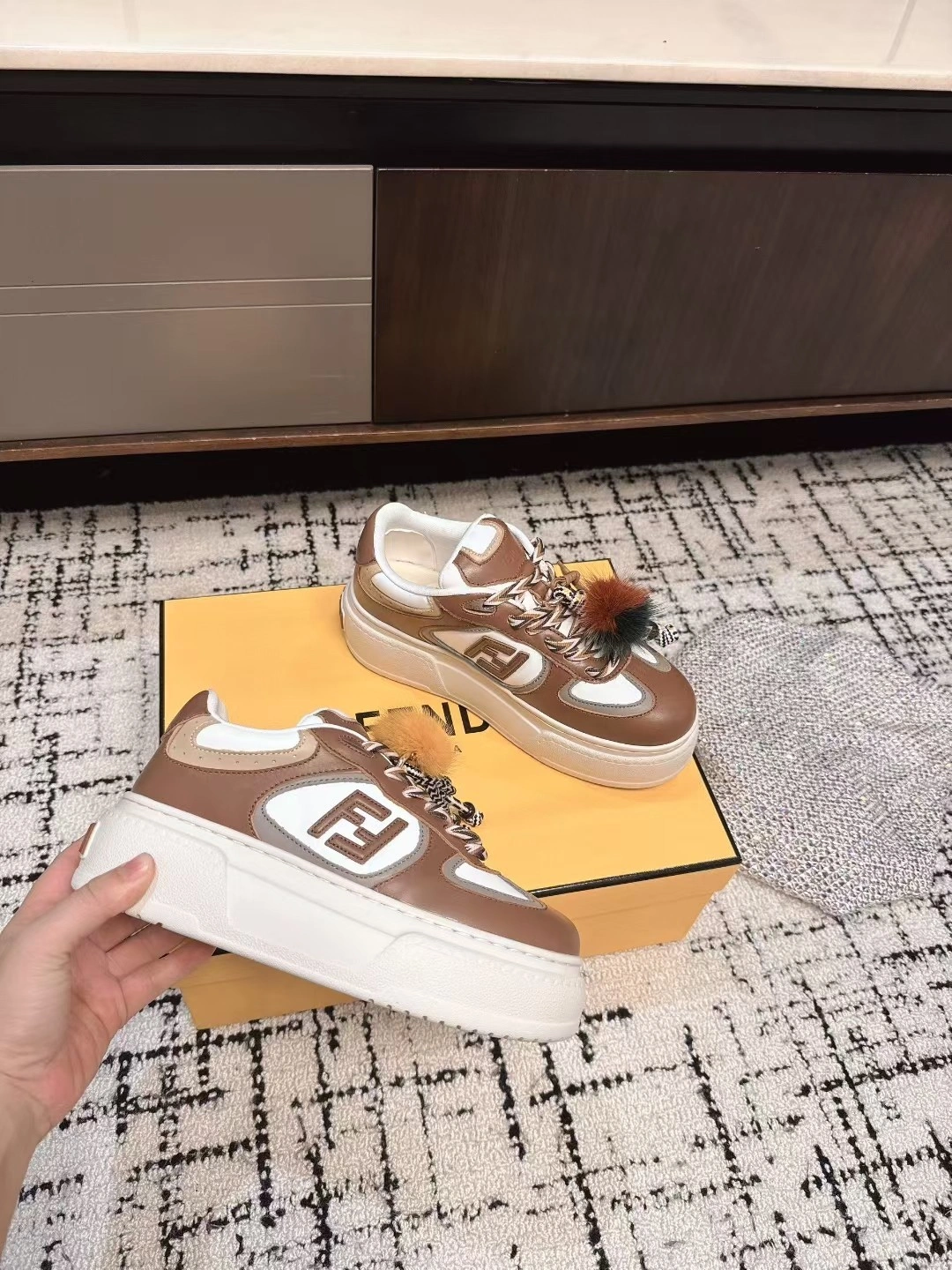 COCO-- F594i 8E8721AY9NF1TO6 match Thick soles：5CM cowhide item:E-X002I0809
