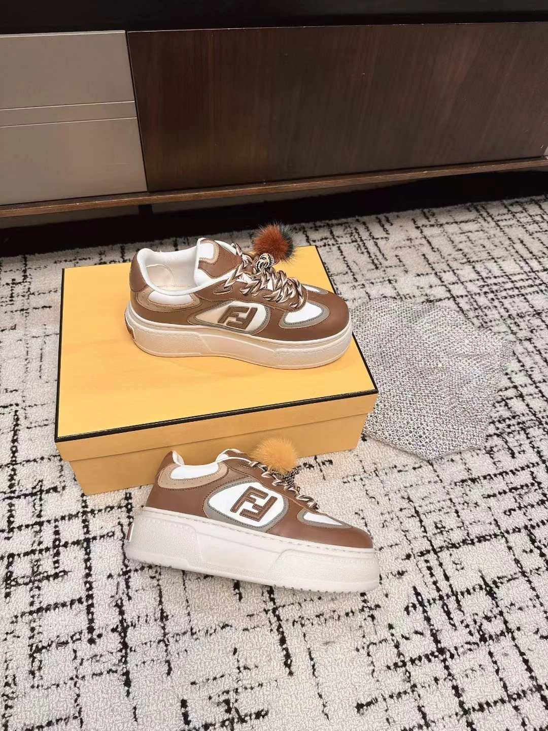 COCO-- F594i 8E8721AY9NF1TO6 match Thick soles：5CM cowhide item:E-X002I0809