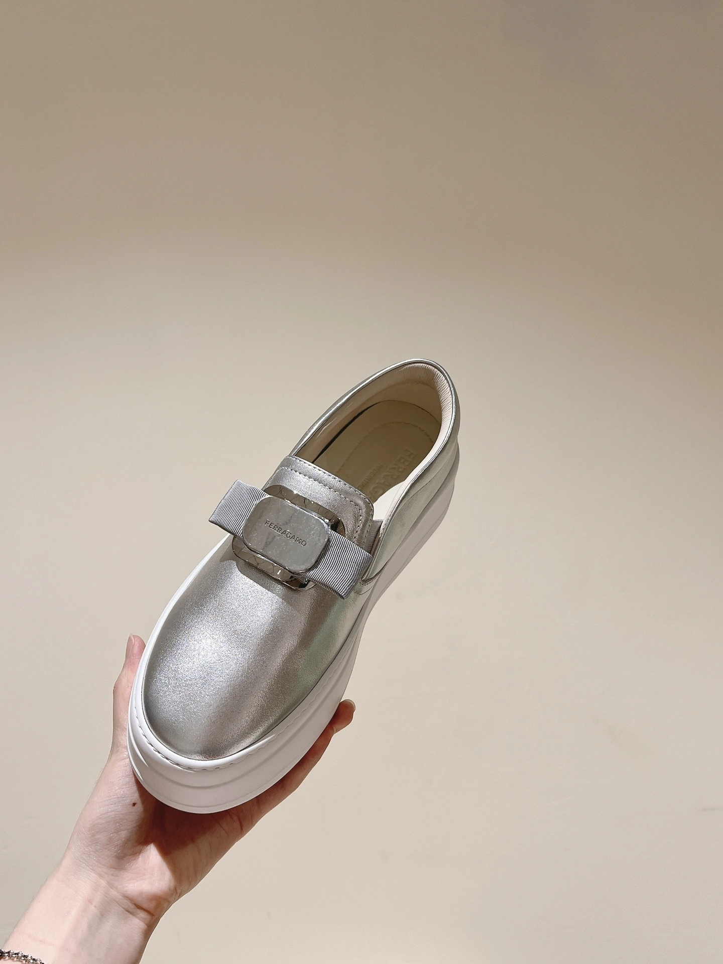 COCO-- F5rr1617o 030606 784551 cowhide item:E-X362I0325