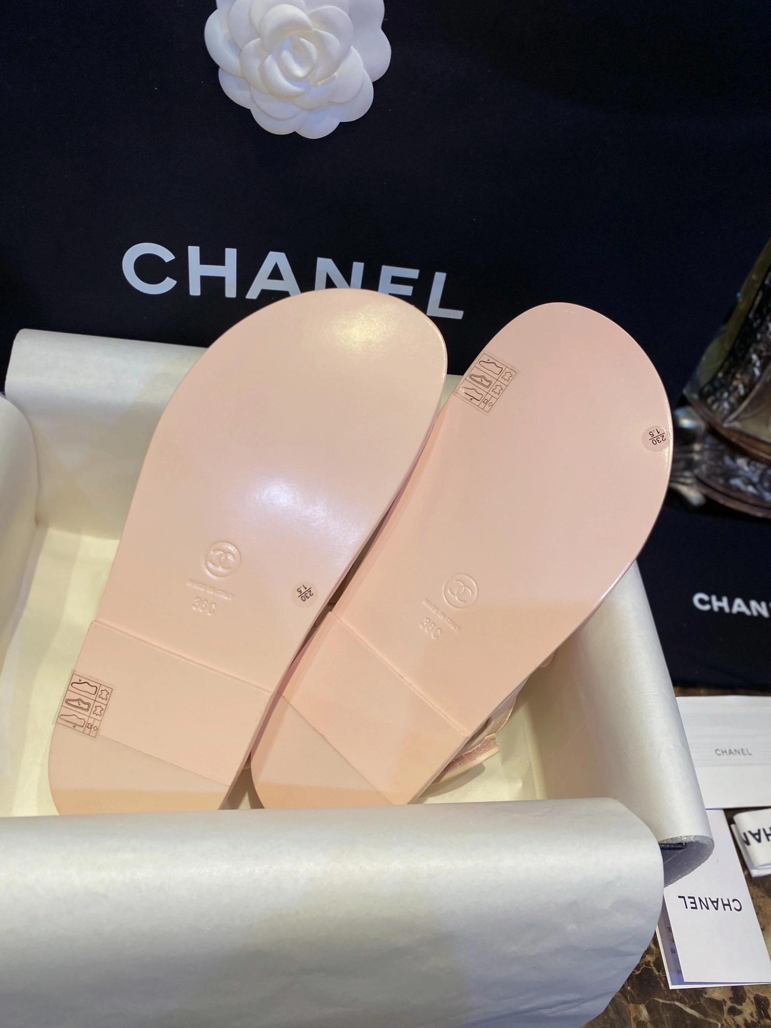 COCO-- G35927 X56385 0M656 item:D-X802D1012